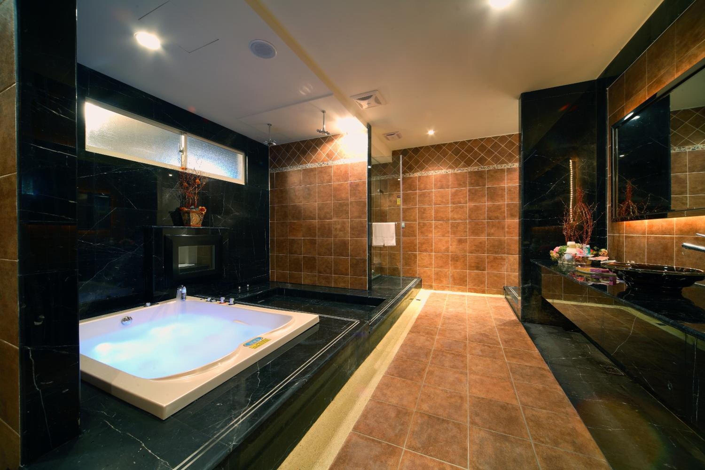 Vogue Boutique Motel