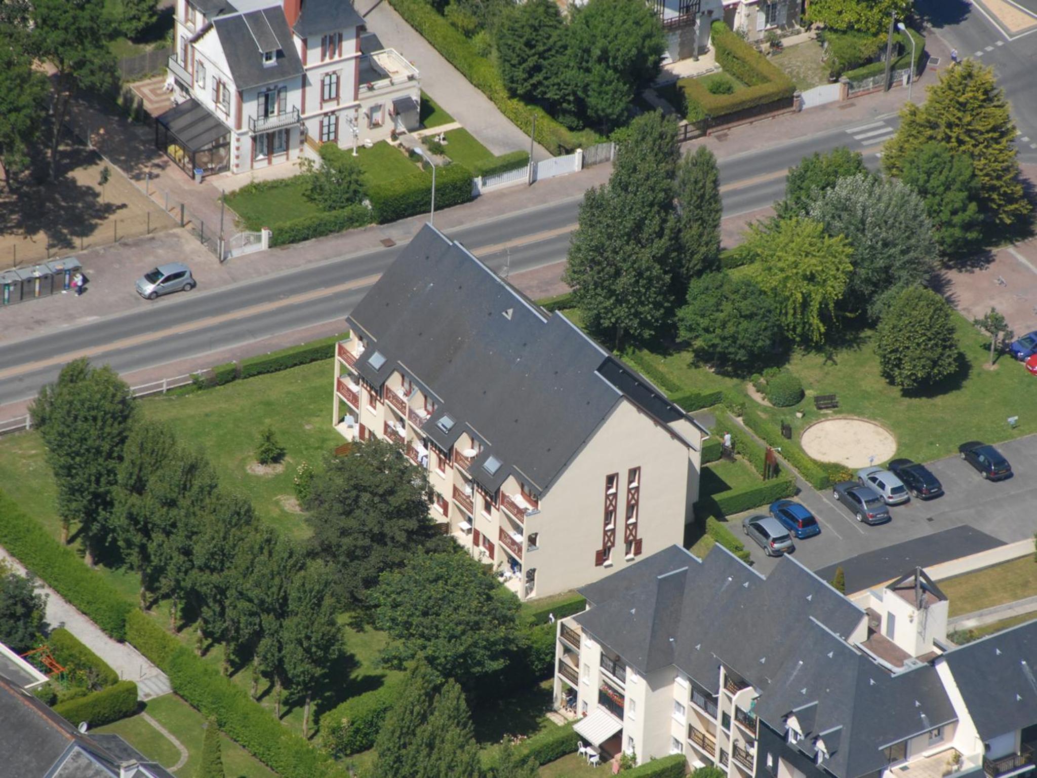 Cabourg Vacations - Lagrange Vacances Les Residences - Property Image 1