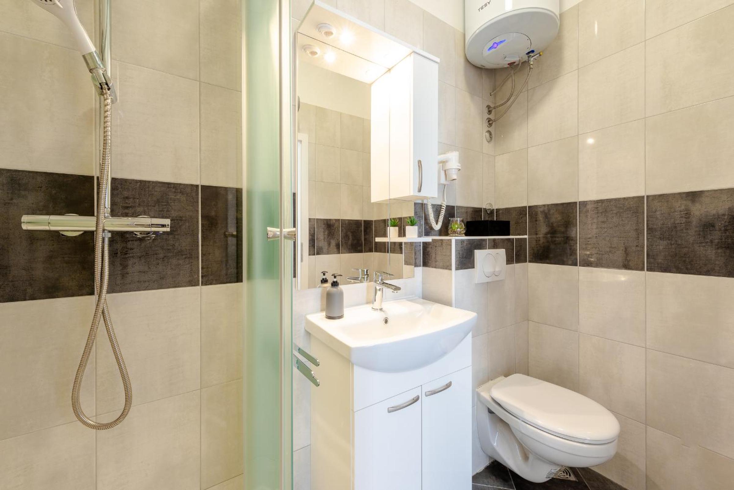 Studio Apartment & Room TEN - Free parking