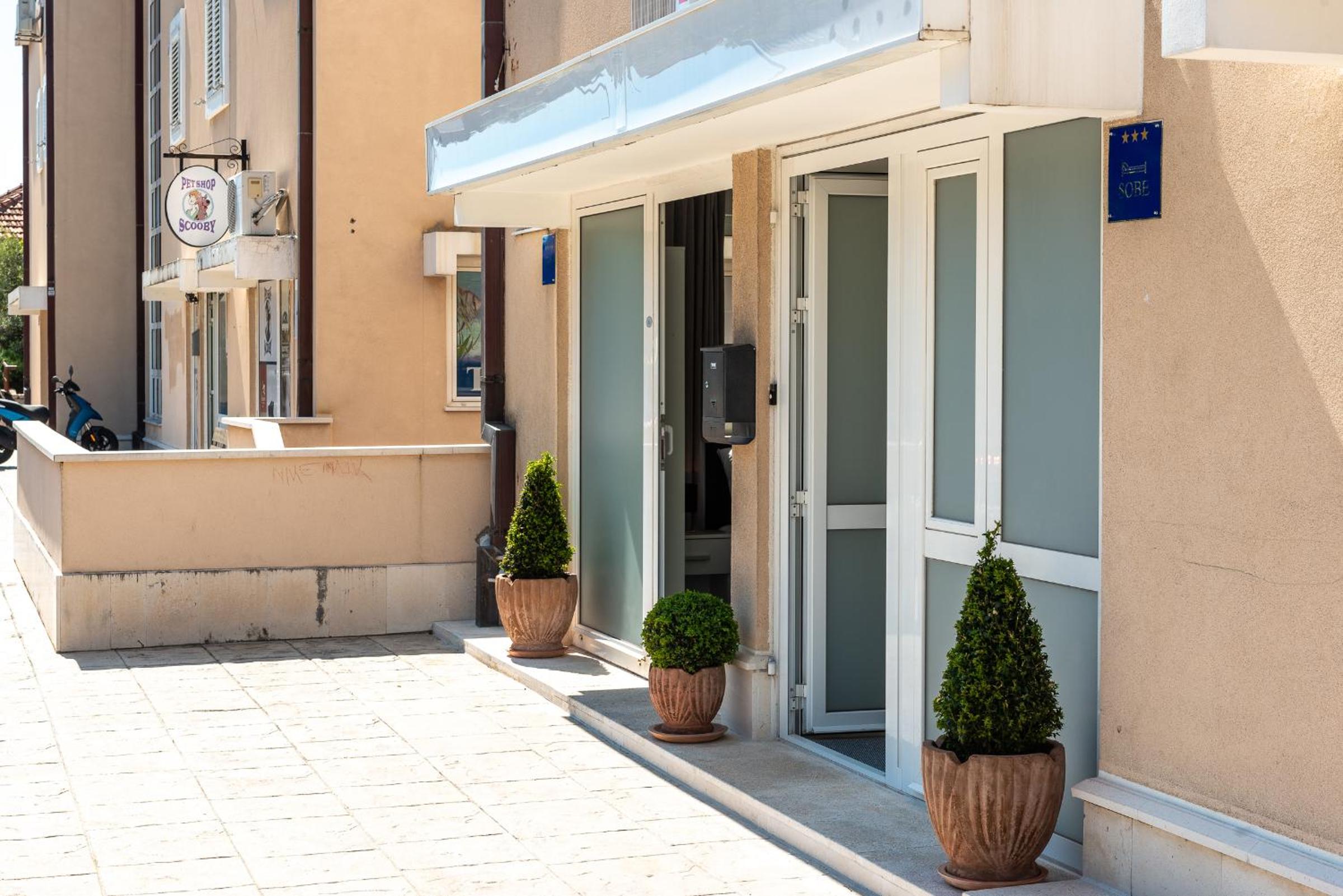 Hotel Studio Apartment & Room TEN - Free parking - Image 1