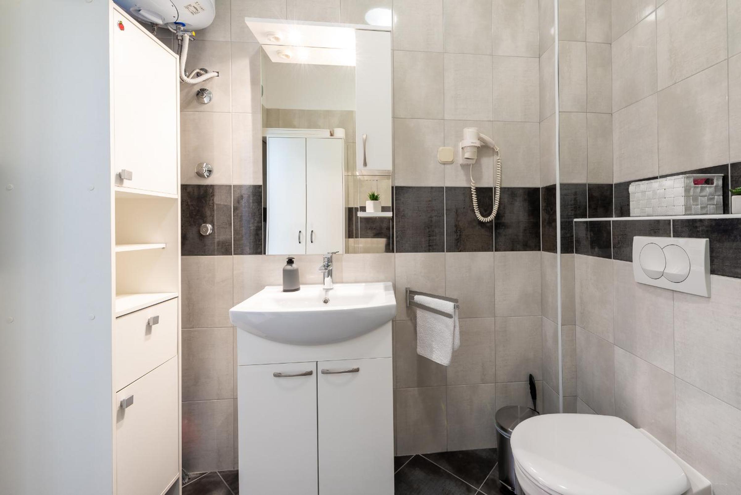 Studio Apartment & Room TEN - Free parking