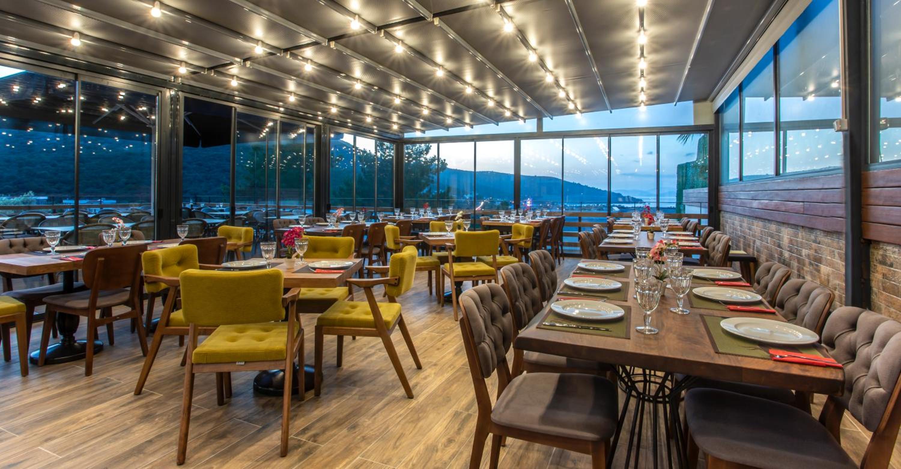 restaurant