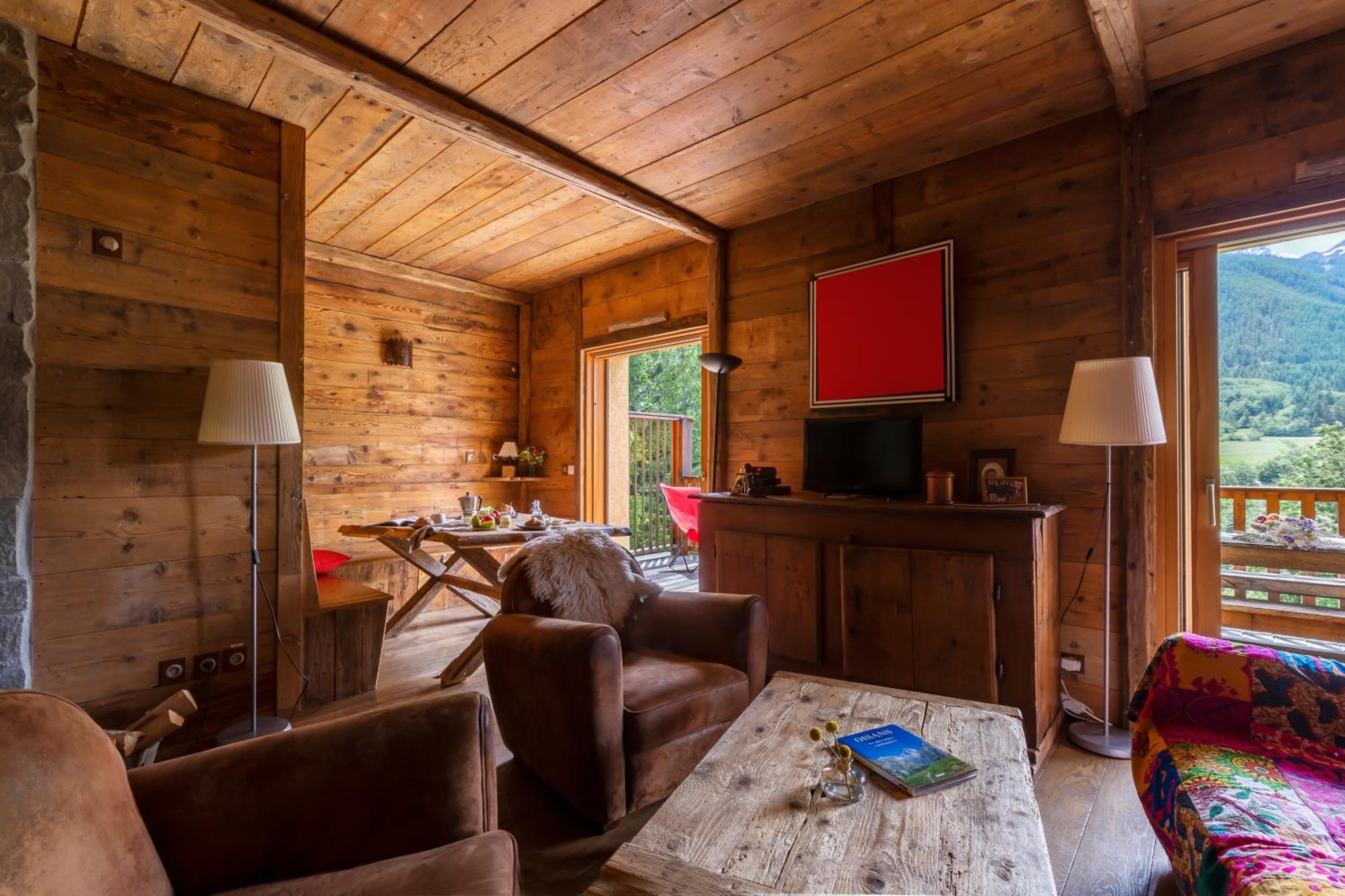 Le Refuge de Serre-Chevalier, dans un esprit chalet, commune de Le Monêtier-les-Bains view 4