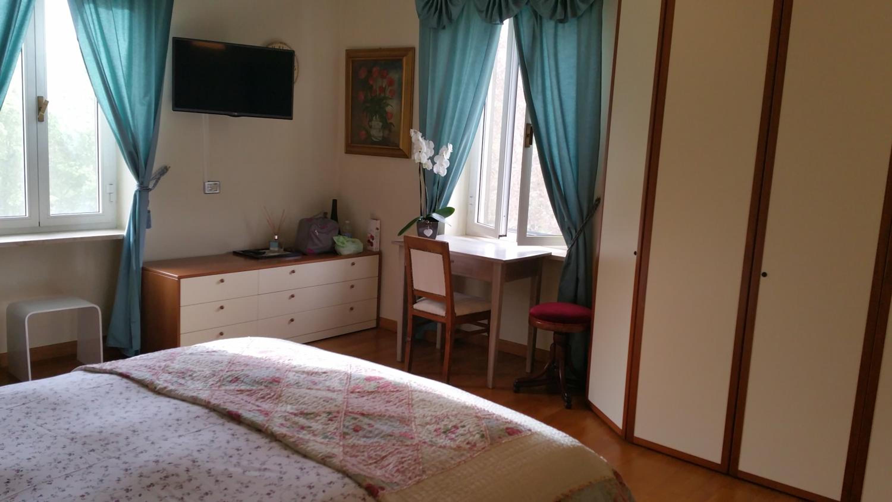 Photo 6