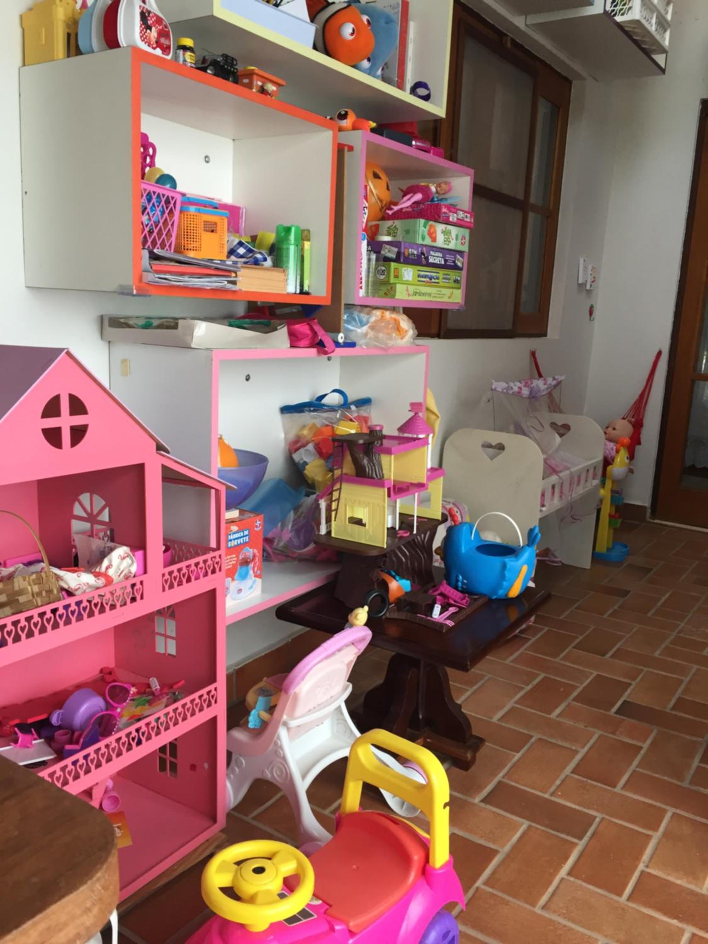 Casa alto padrão em condomínio fechado - São Roque