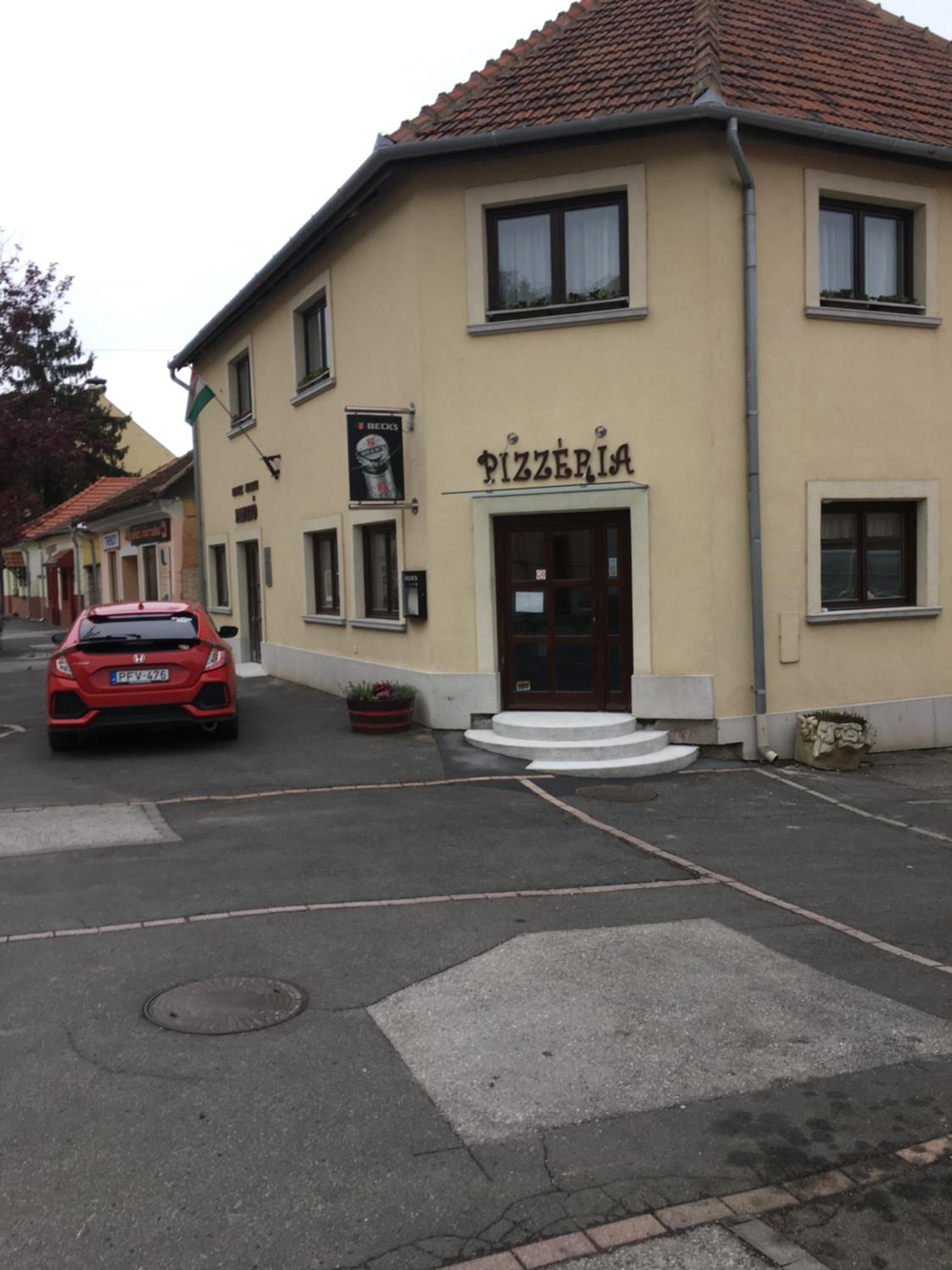 Makk Marci Panzió view 3