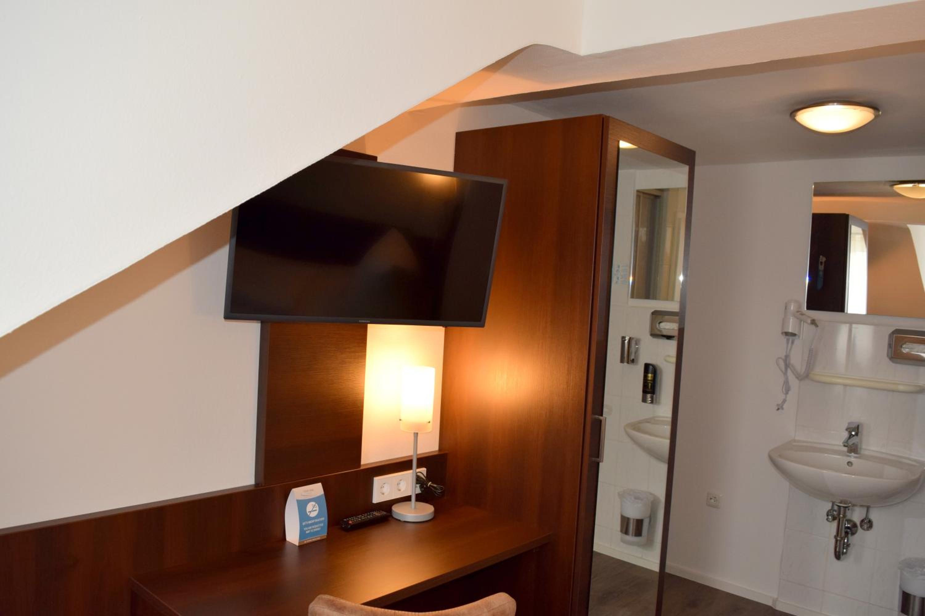 Trip Inn Budget Hotel Messe - Property Image 10