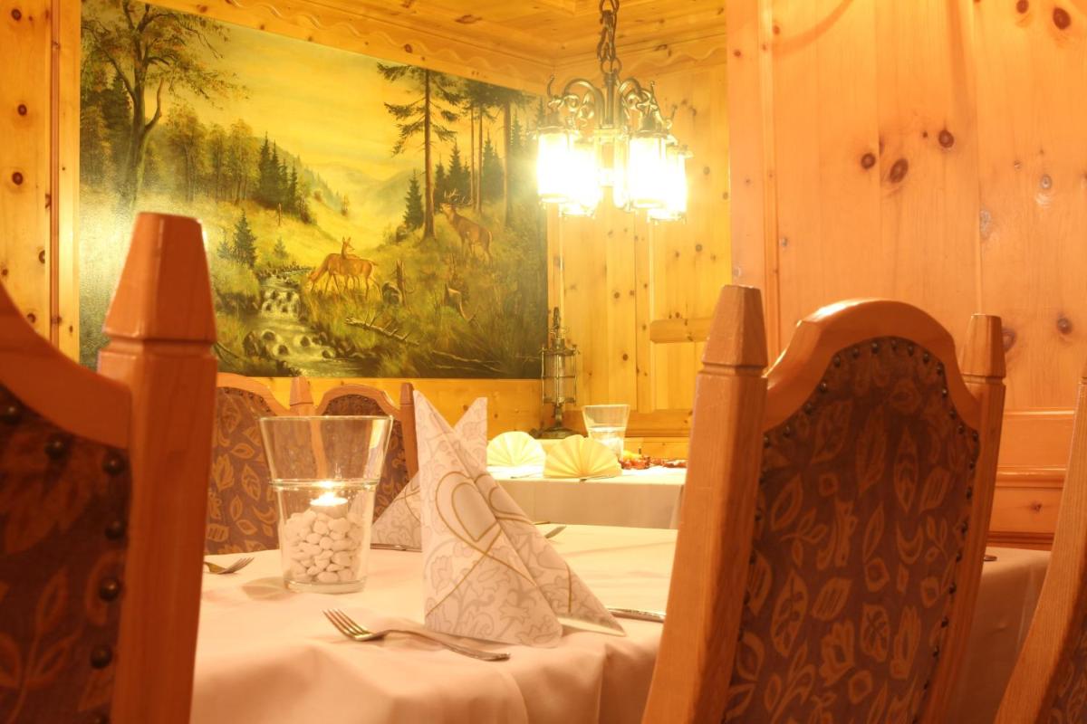 restaurant