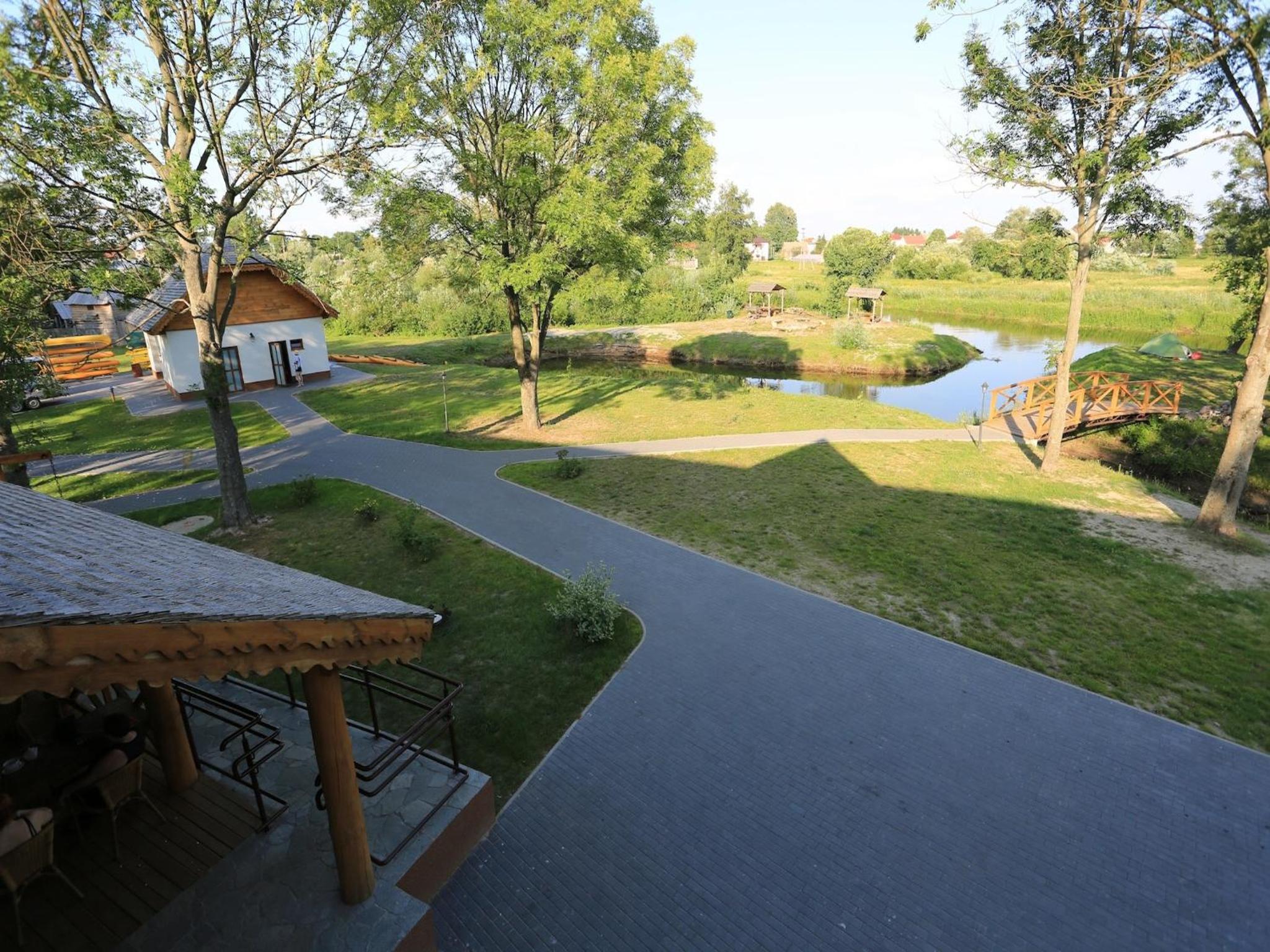 Photo 42