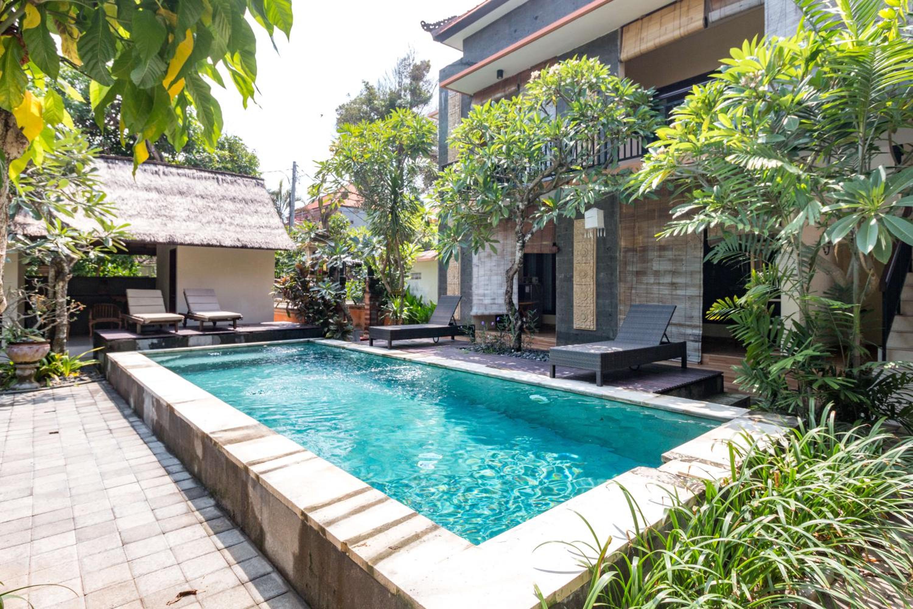 Eddys Cottages & Villa, Legian - 19