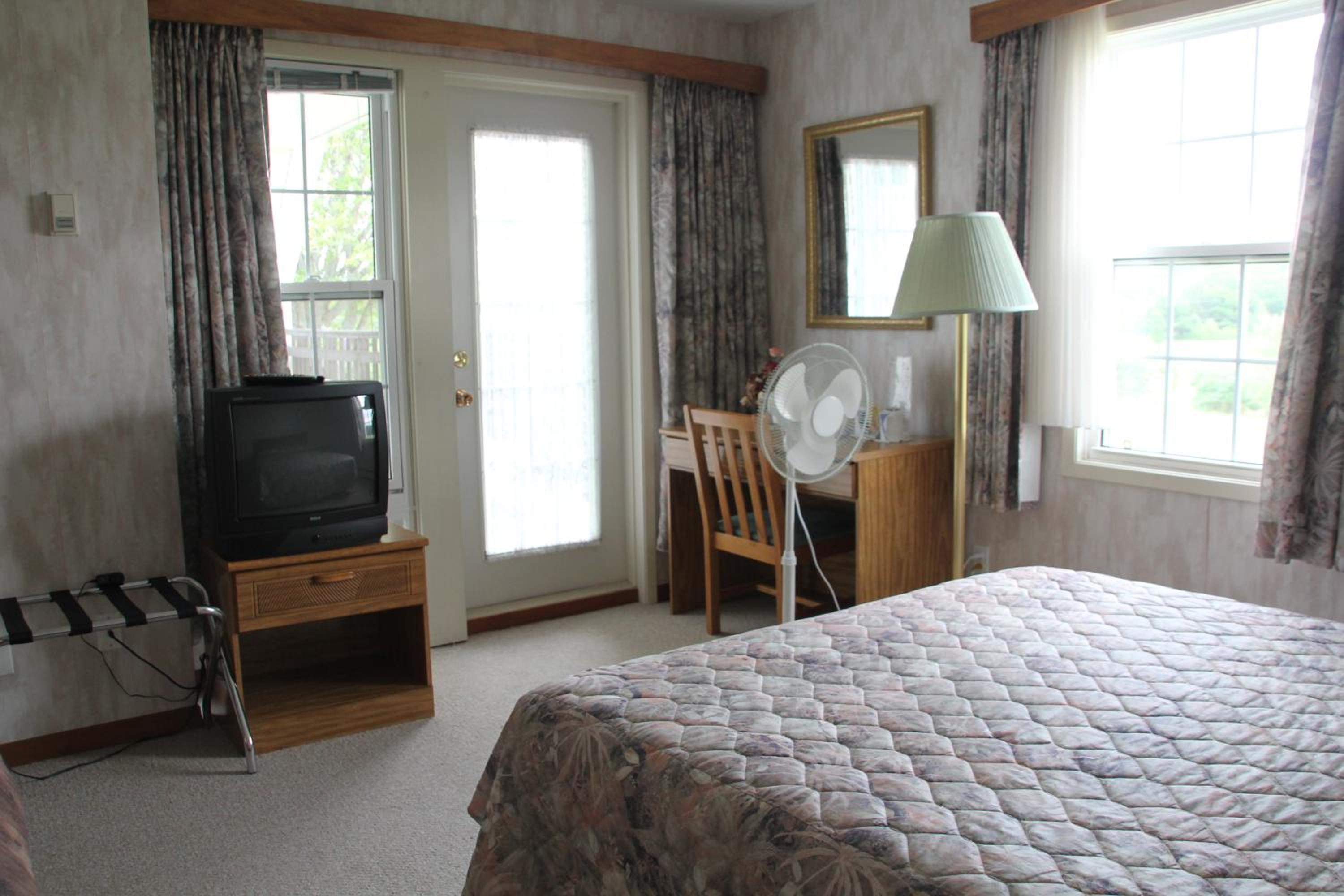 Forest Haven Inn