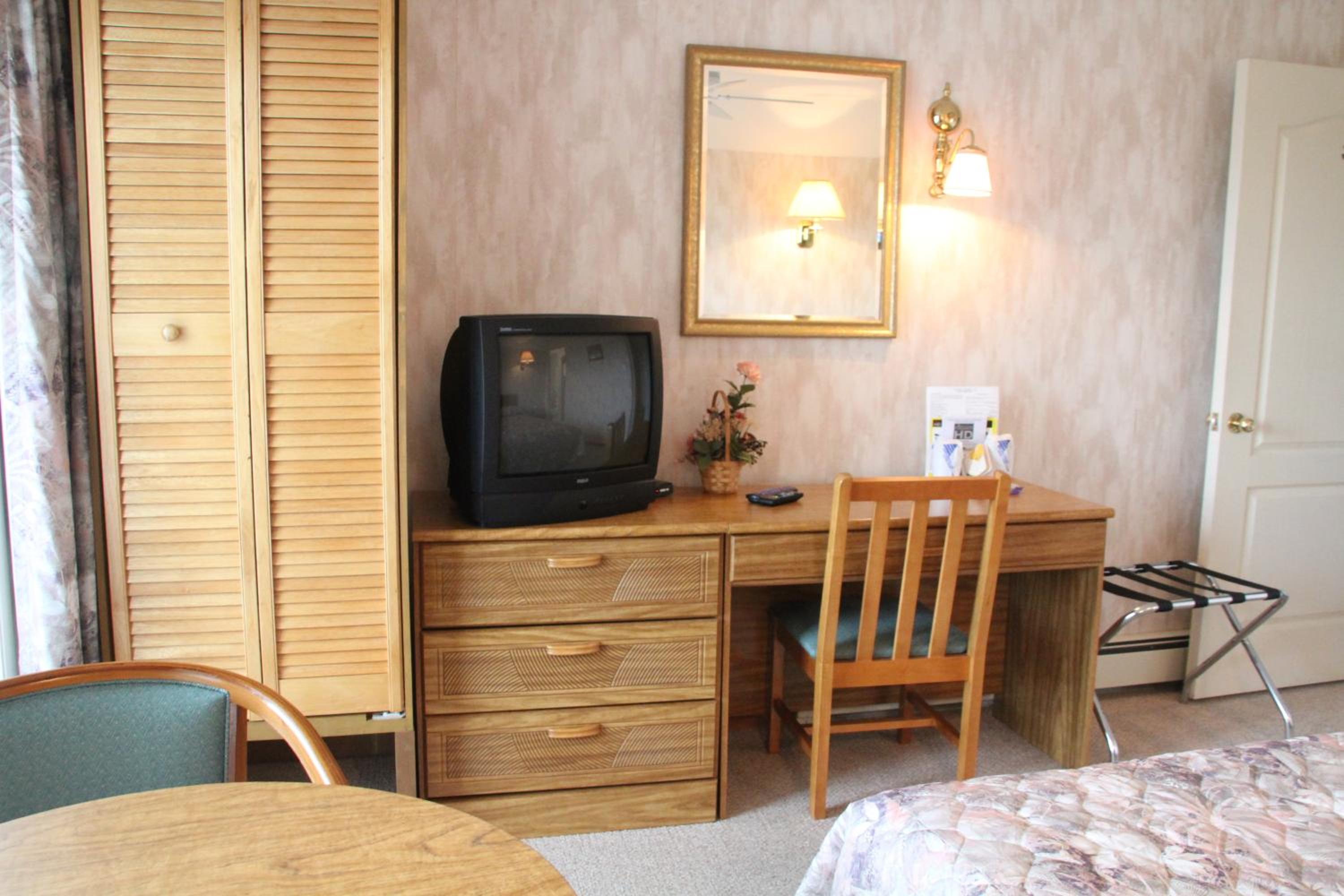 Forest Haven Inn