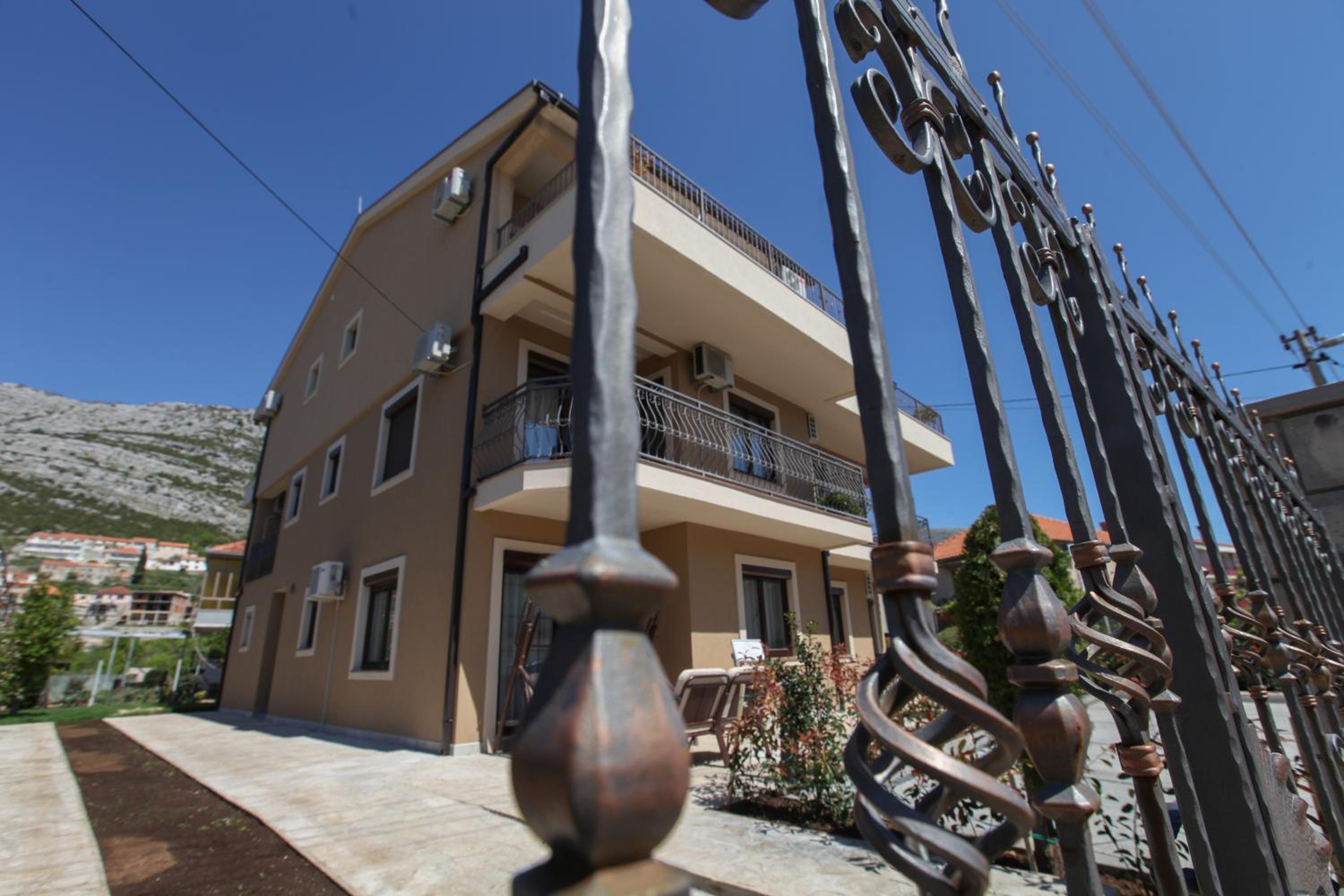 Luxury Apartments Taša