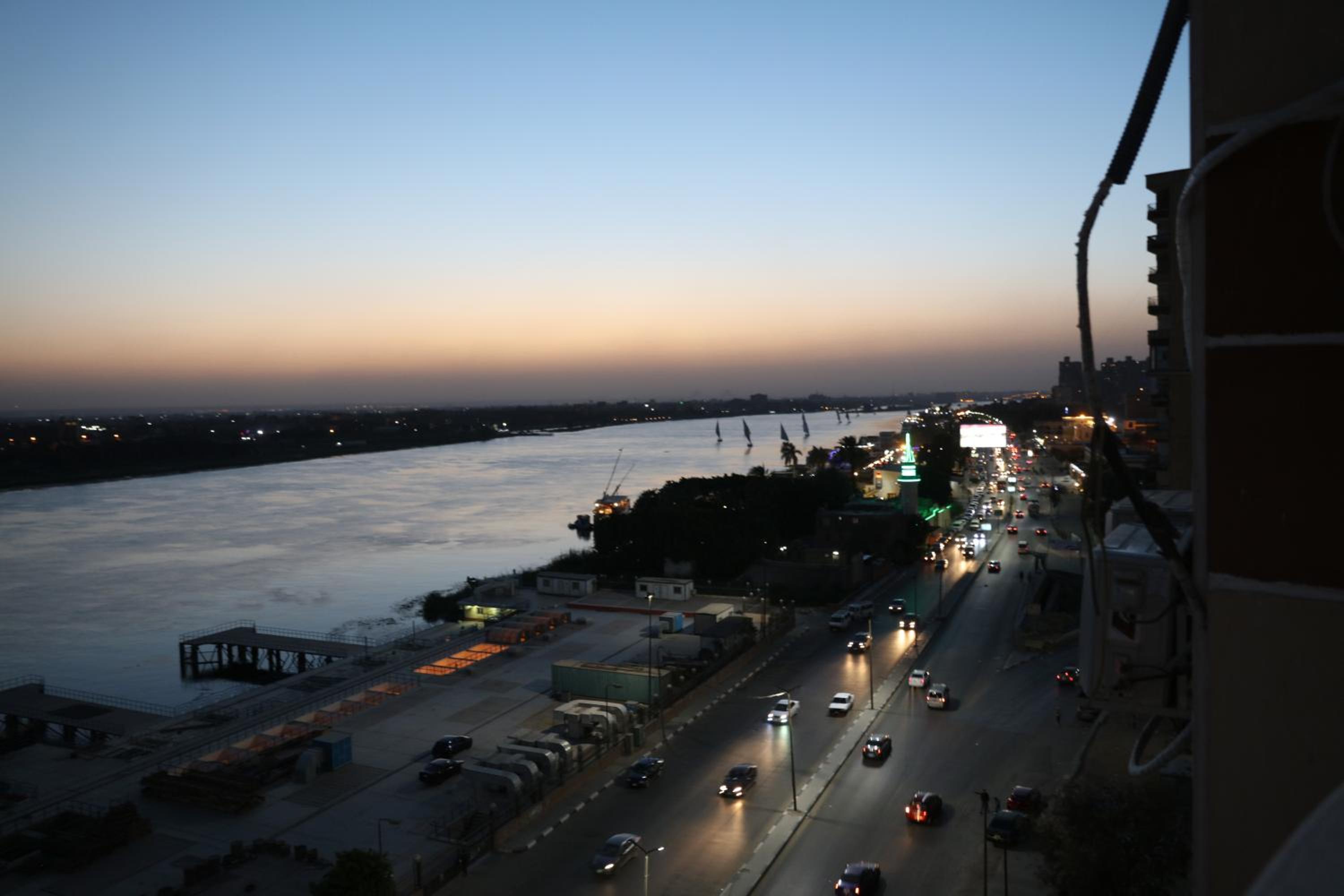 Maadi, Direct Nile river View From all Rooms