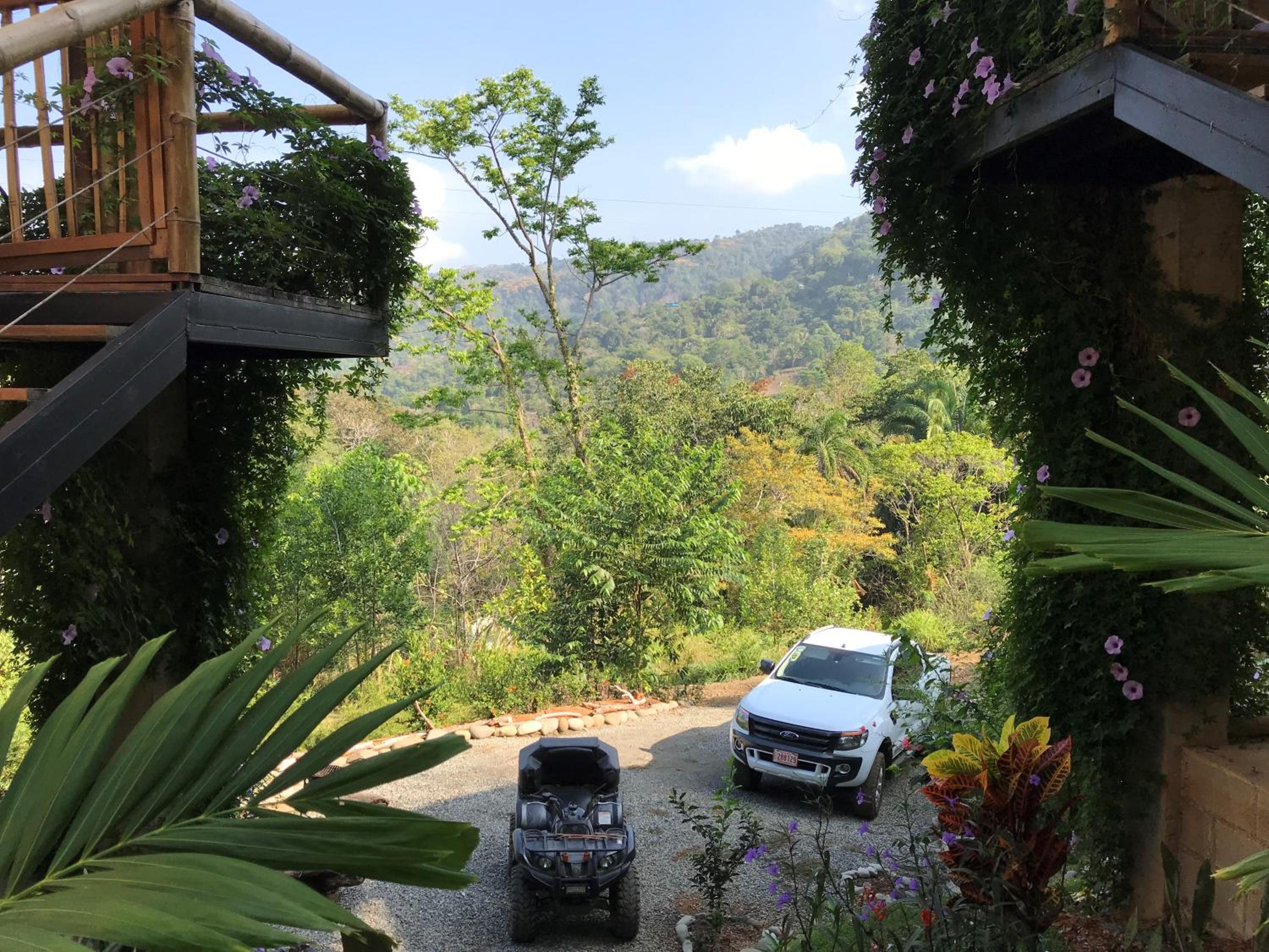 Bambura Hermosa villas