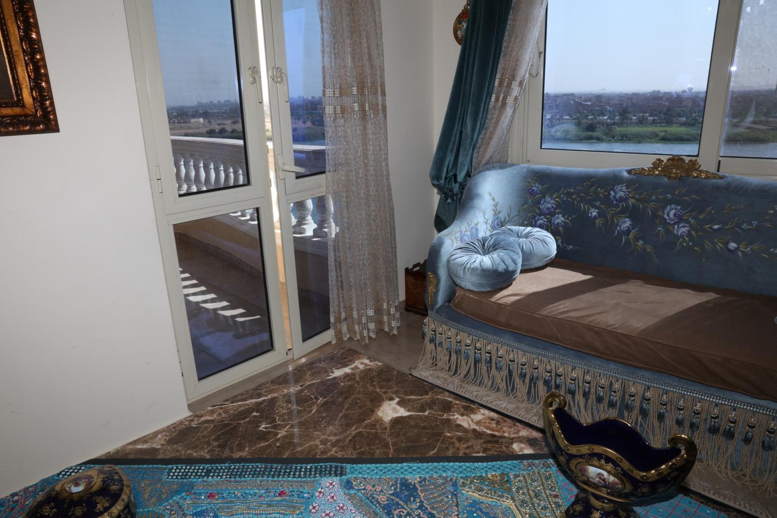 Maadi, Direct Nile river View From all Rooms