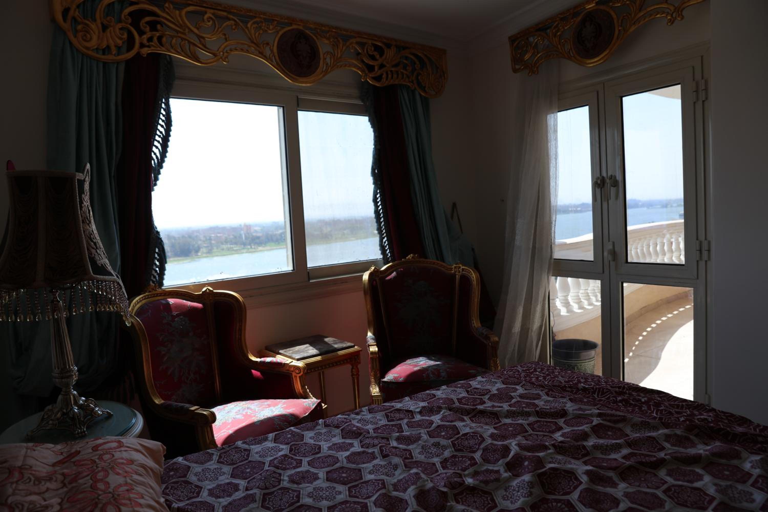 Maadi, Direct Nile river View From all Rooms