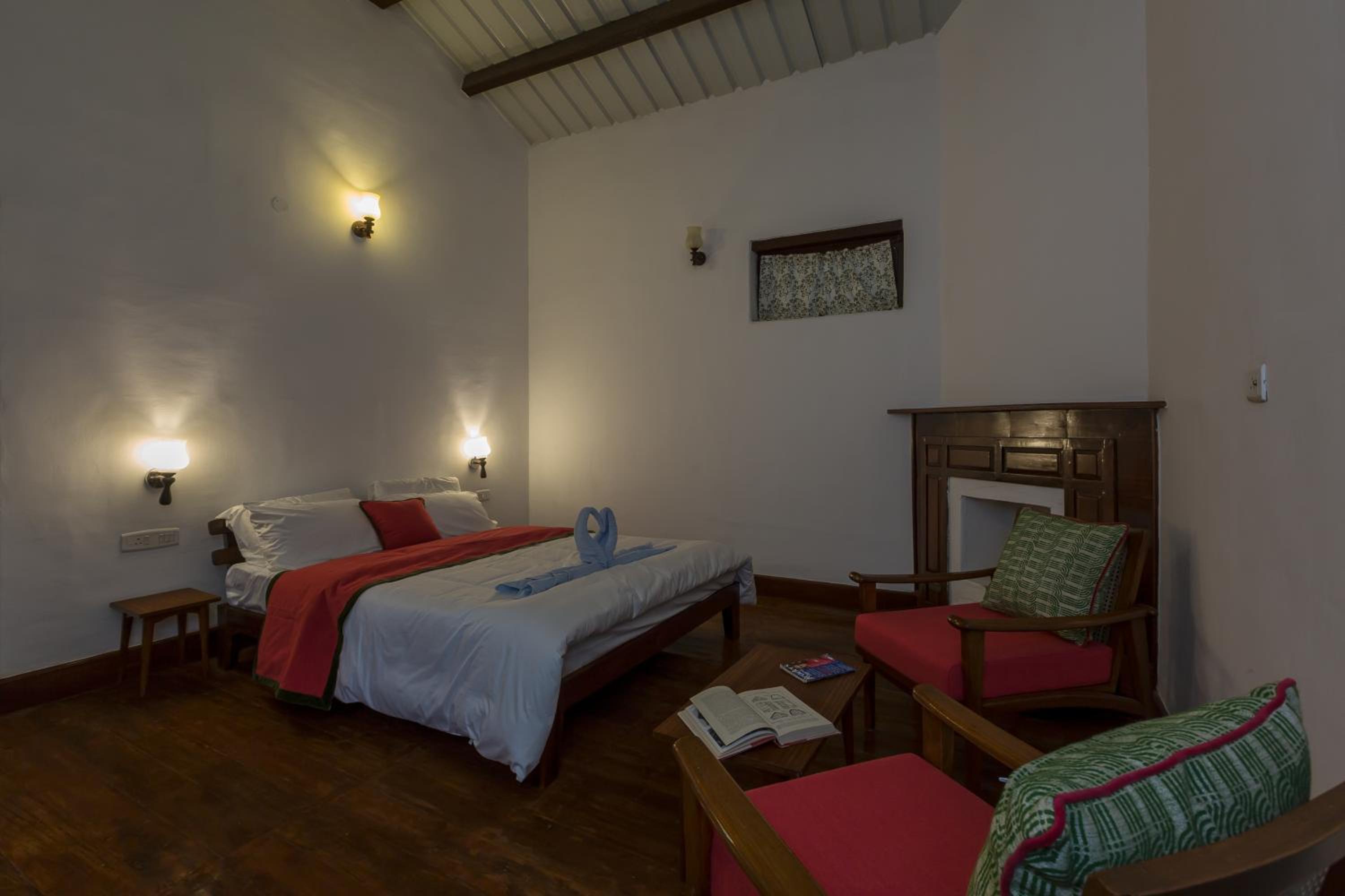 SaffronStays Milton Abbott Estate - 2BR colonial-era bungalow with garden, golf course views & bonfire nights near Ooty Golf Club view 5