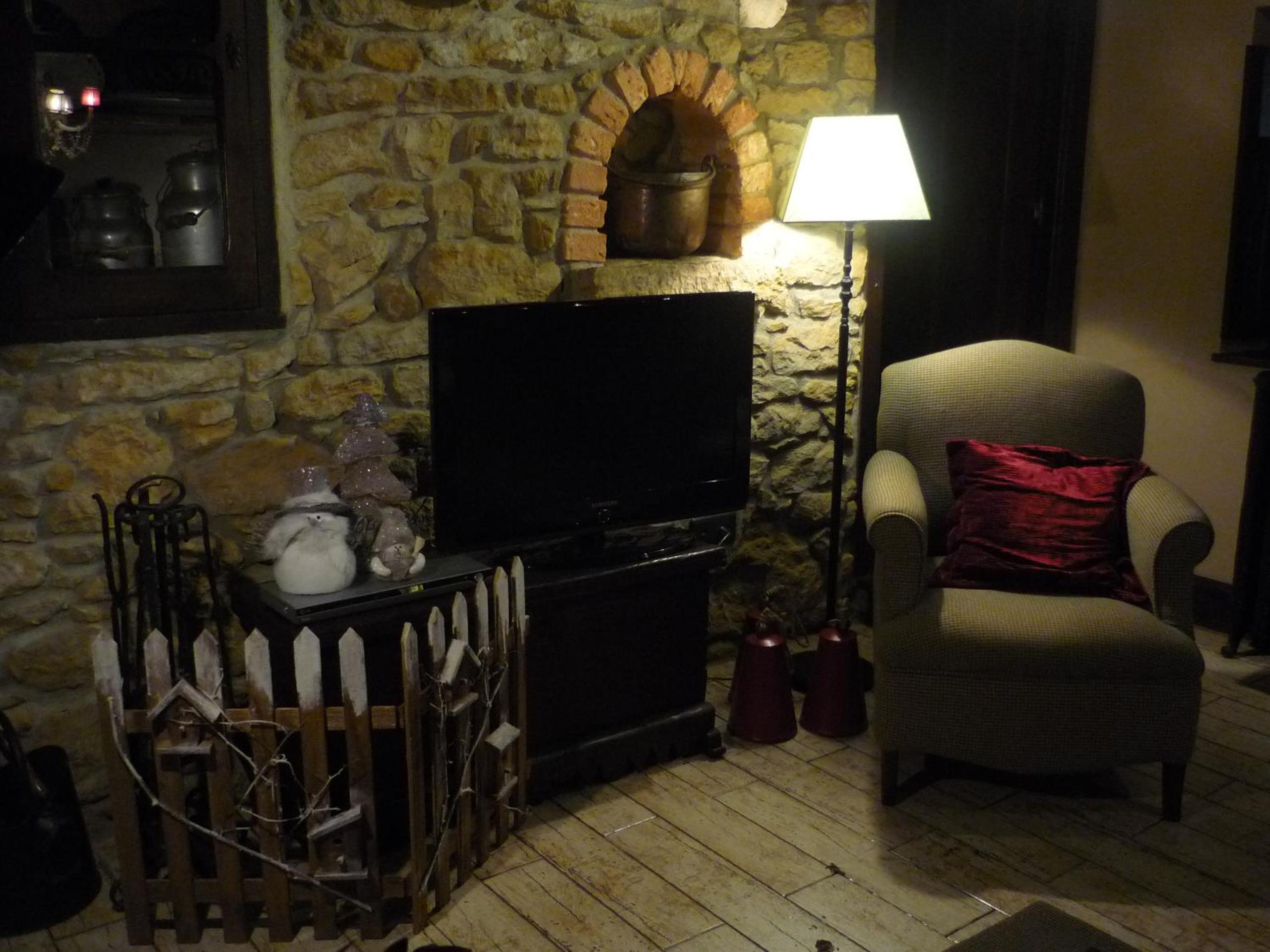 Photo 9
