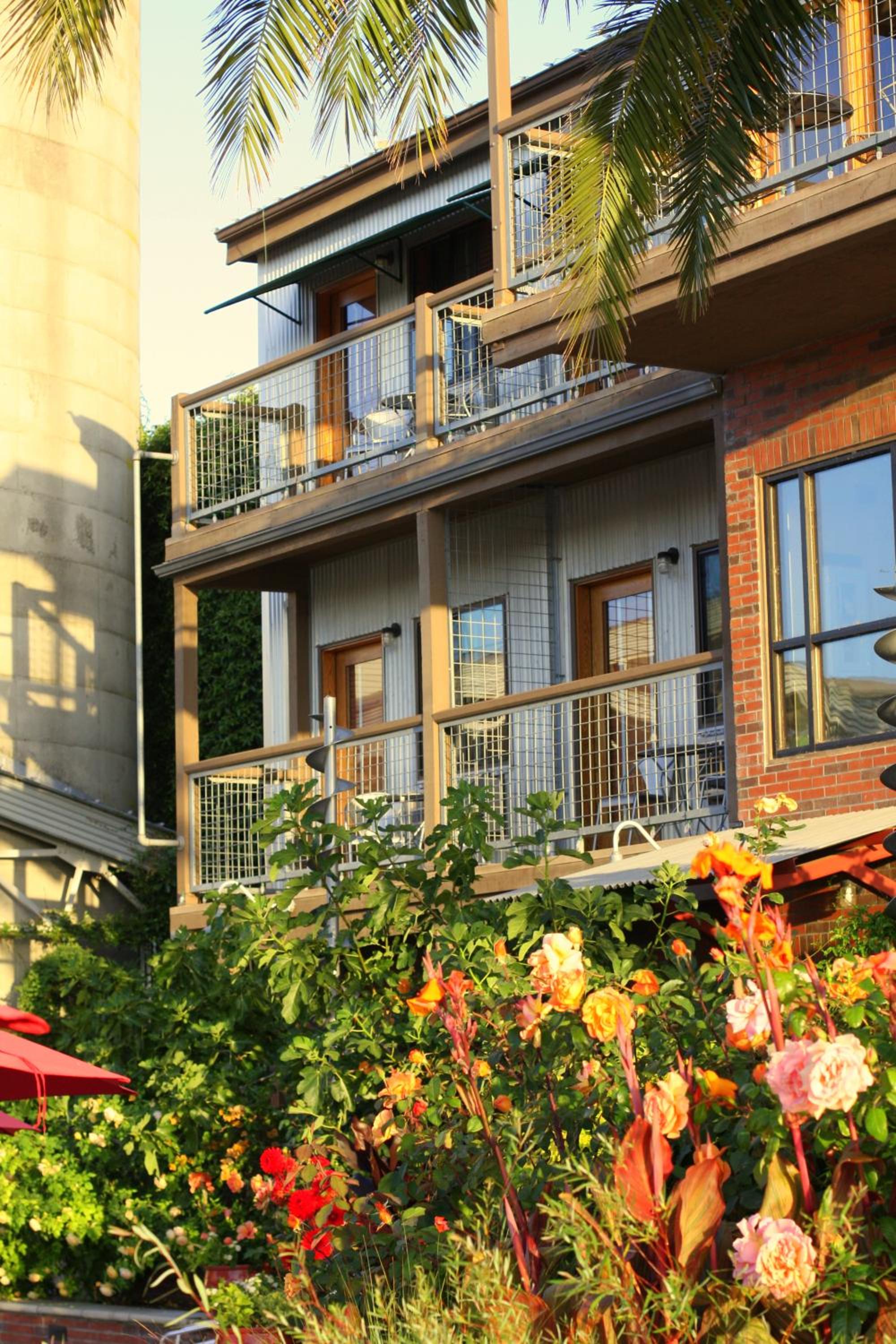 Maui Vacations - Napa River Inn - Property Image 2