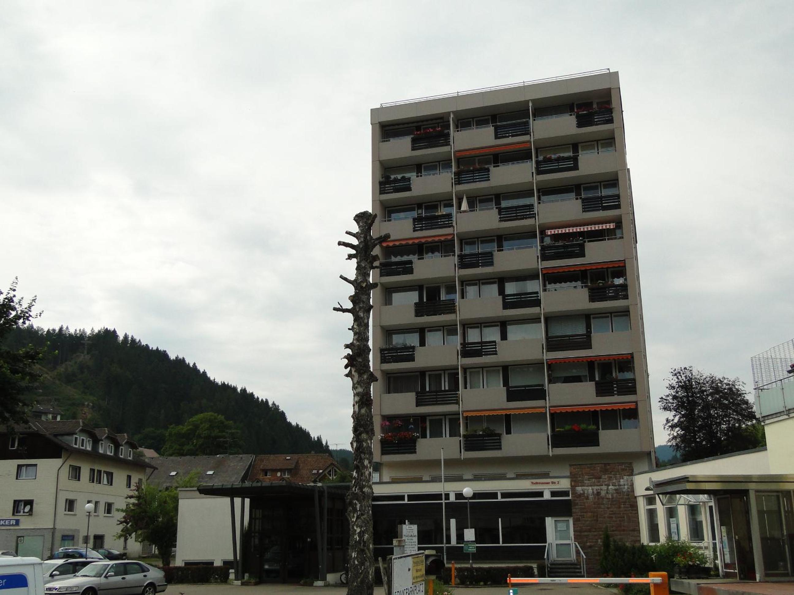Photo 9