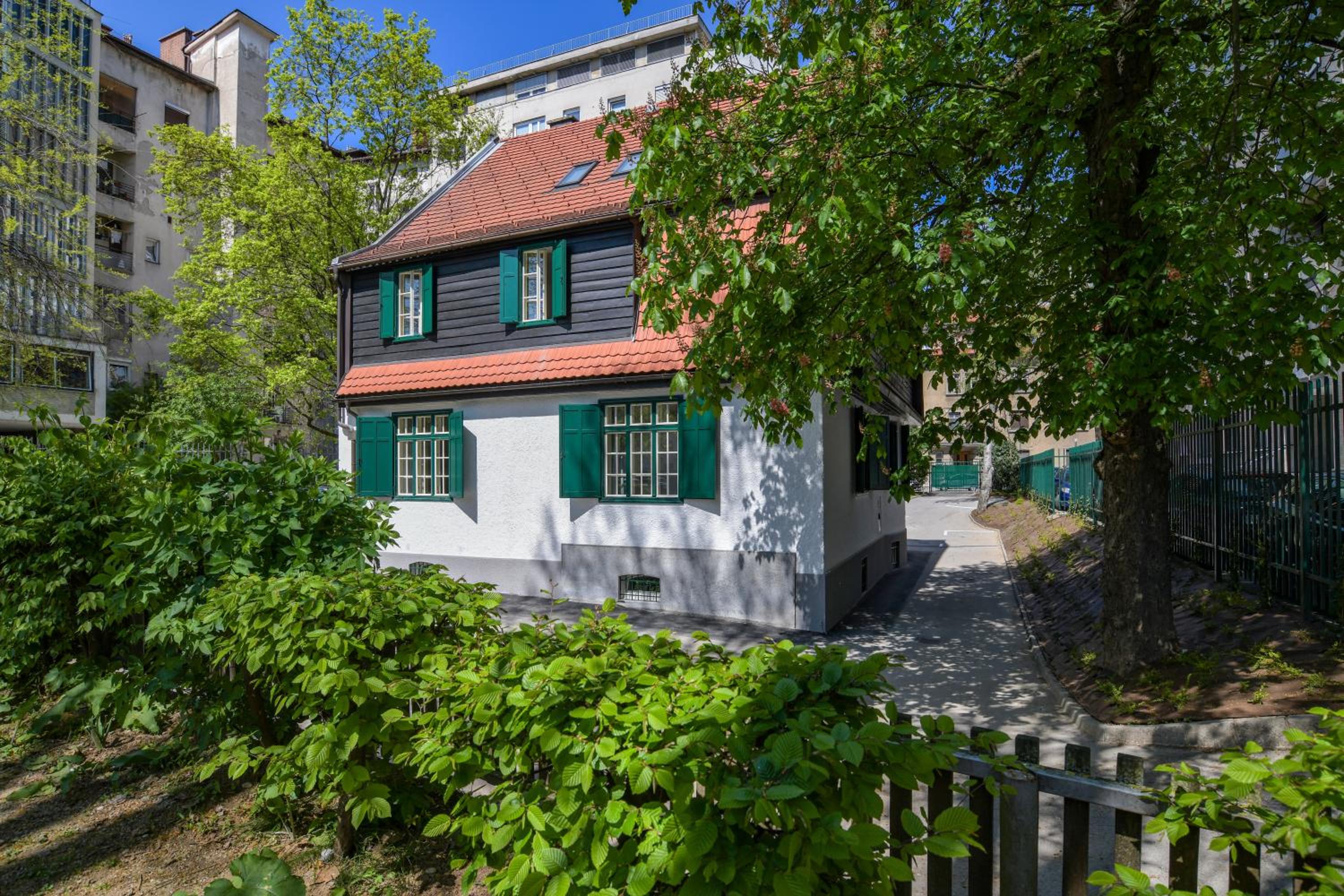 Hotel Vila Selena - Image 1