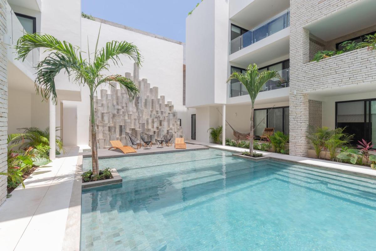 Beautifully Minimalistic Studio Wrapped in Nature by Stella Rentals - Property Image 8