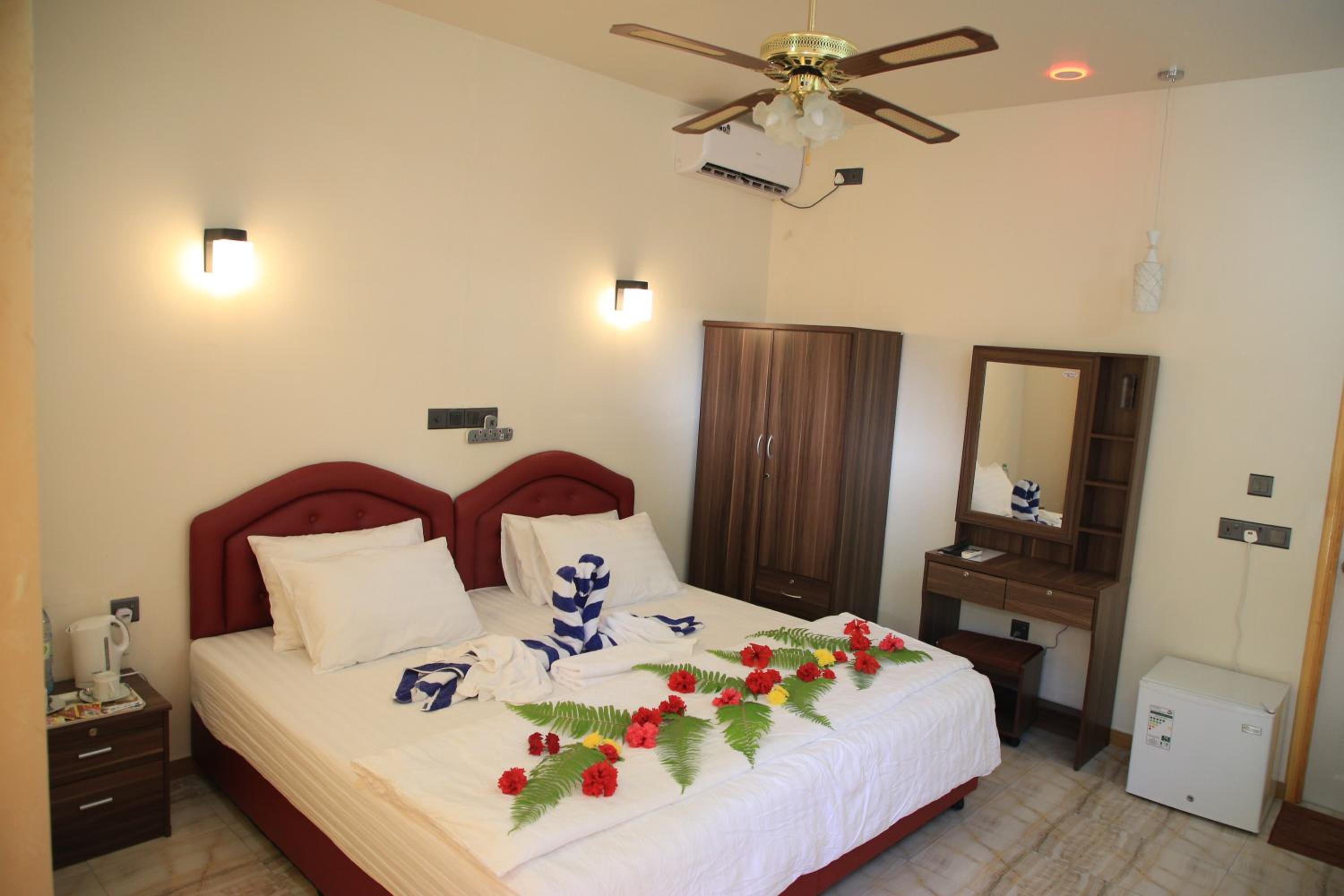 Evila Inn - Thoddoo
