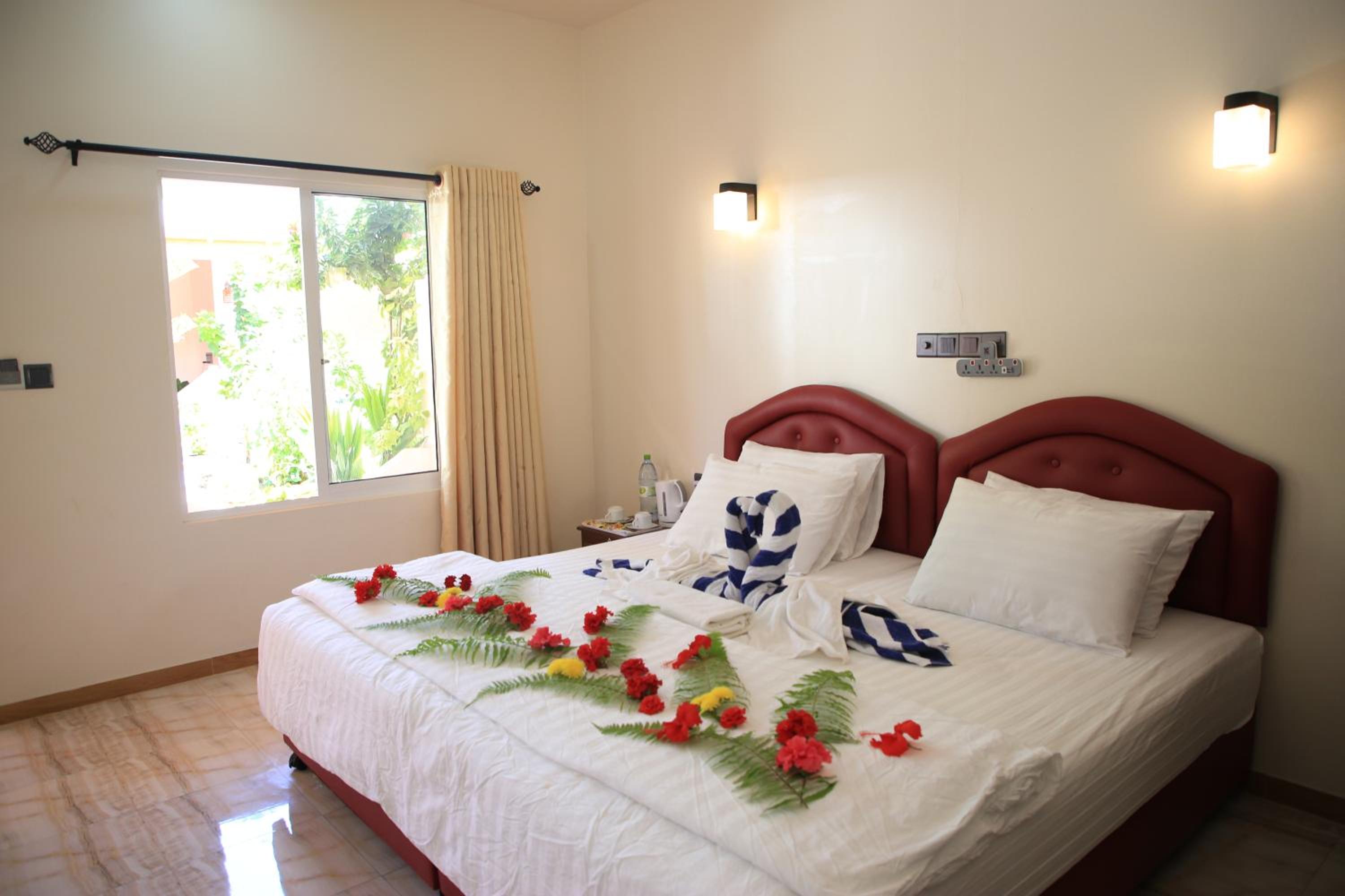 Evila Inn - Thoddoo