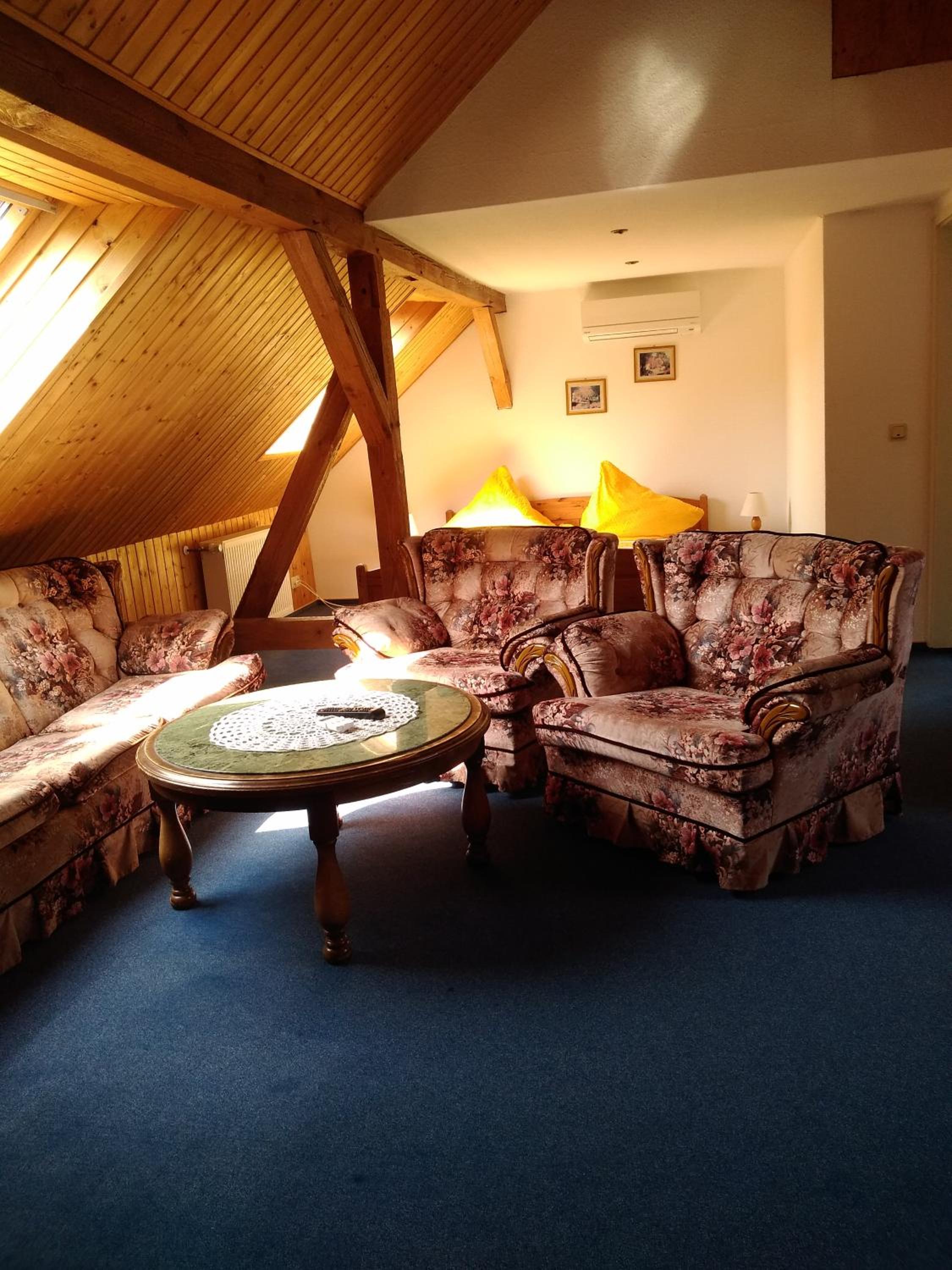 Pension und Gasthof Zur Scheune
