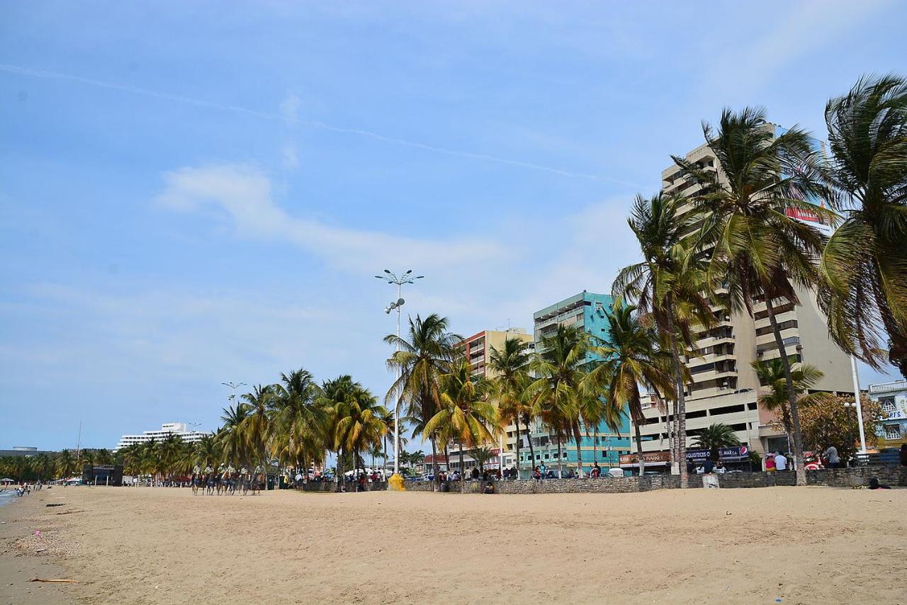 Hotel Cristina Suites