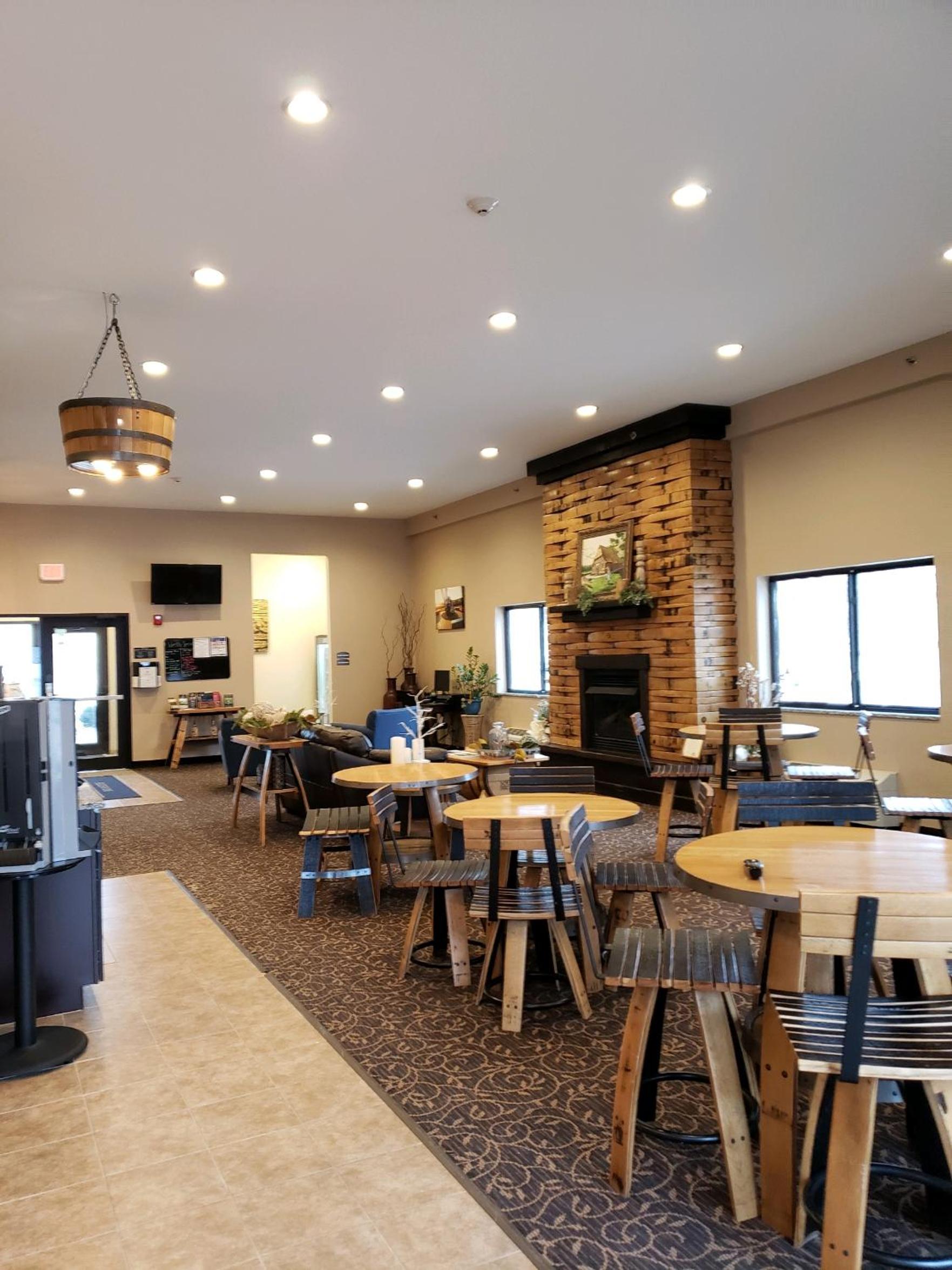 Cobblestone Inn & Suites - Manning
