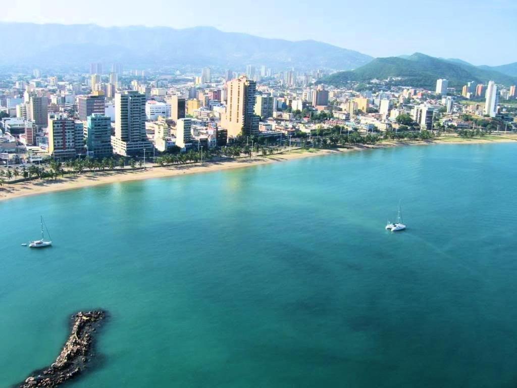 Hotel Cristina Suites