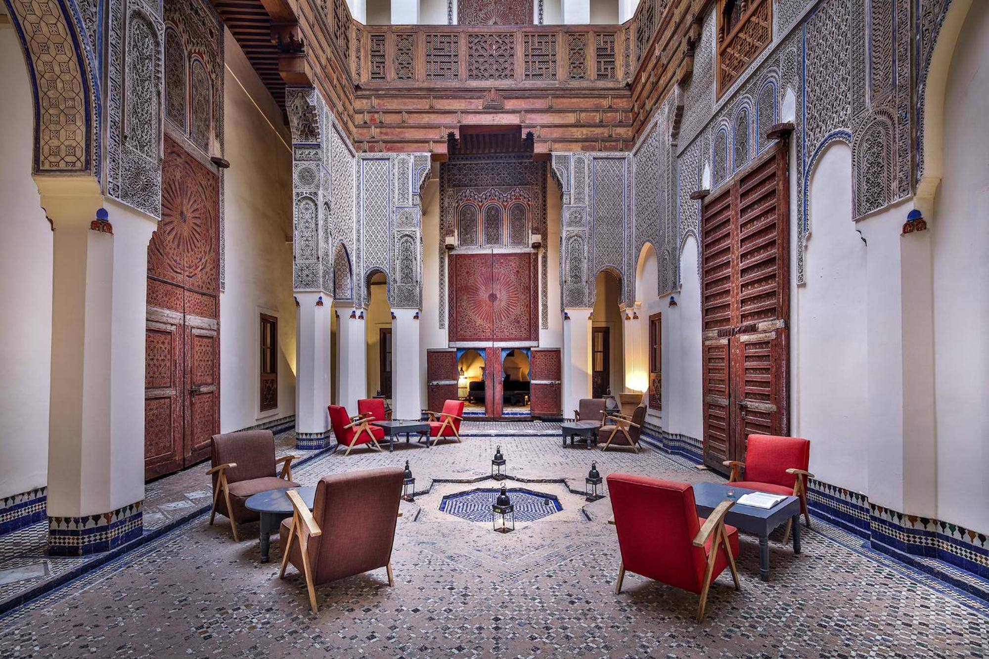 lounge