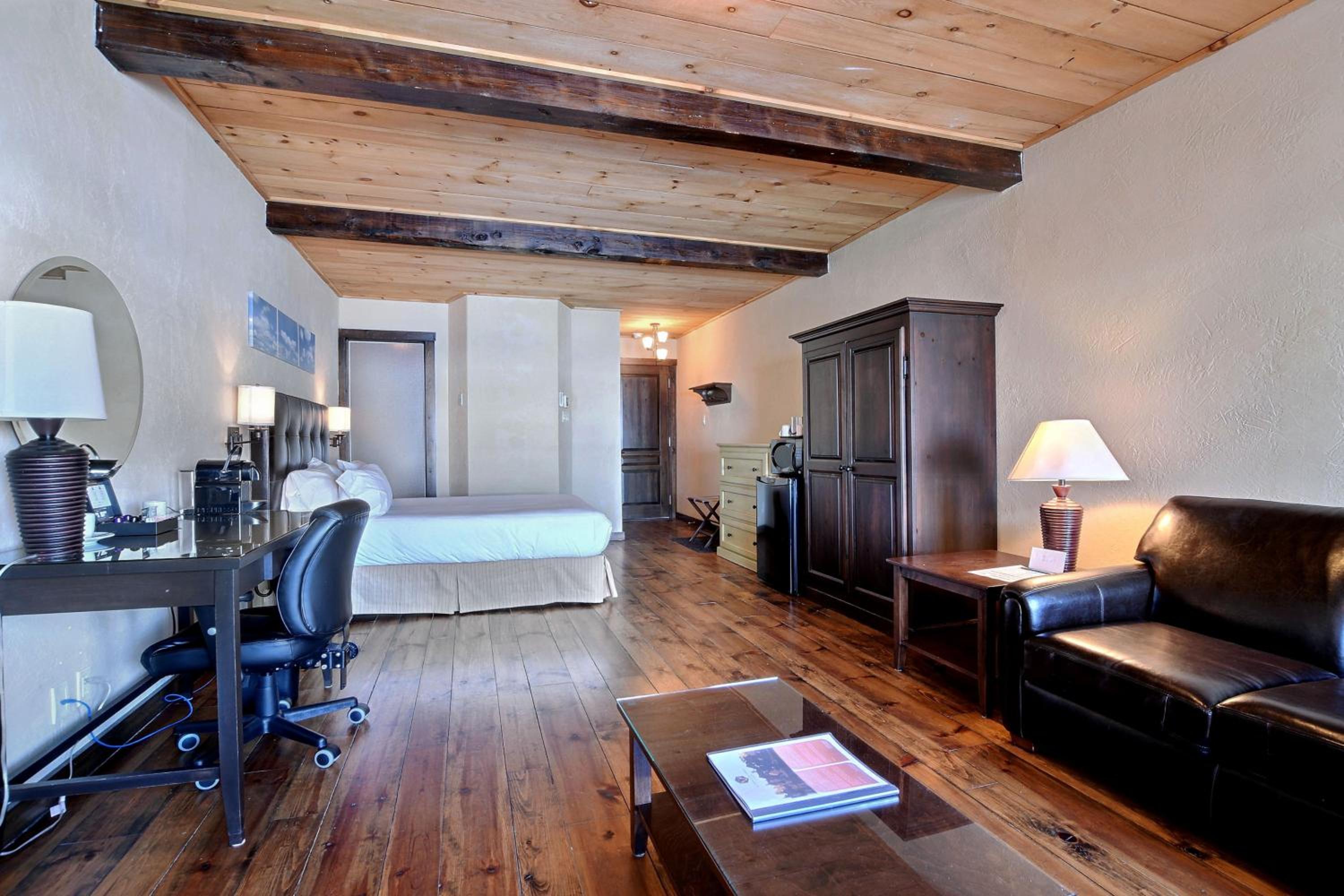 Les Condos Du Lac Taureau- Rooms & Condos