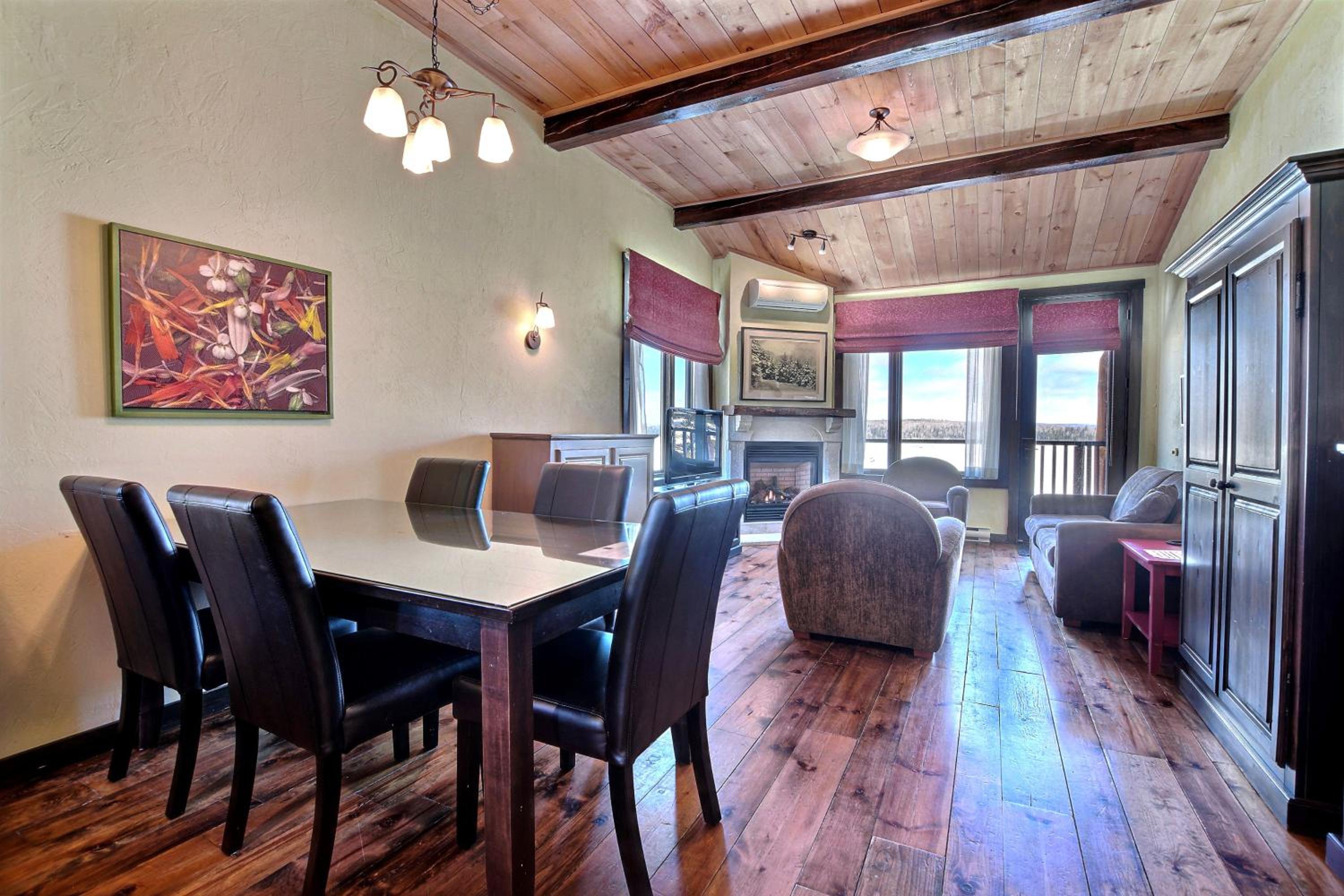 Les Condos Du Lac Taureau- Rooms & Condos