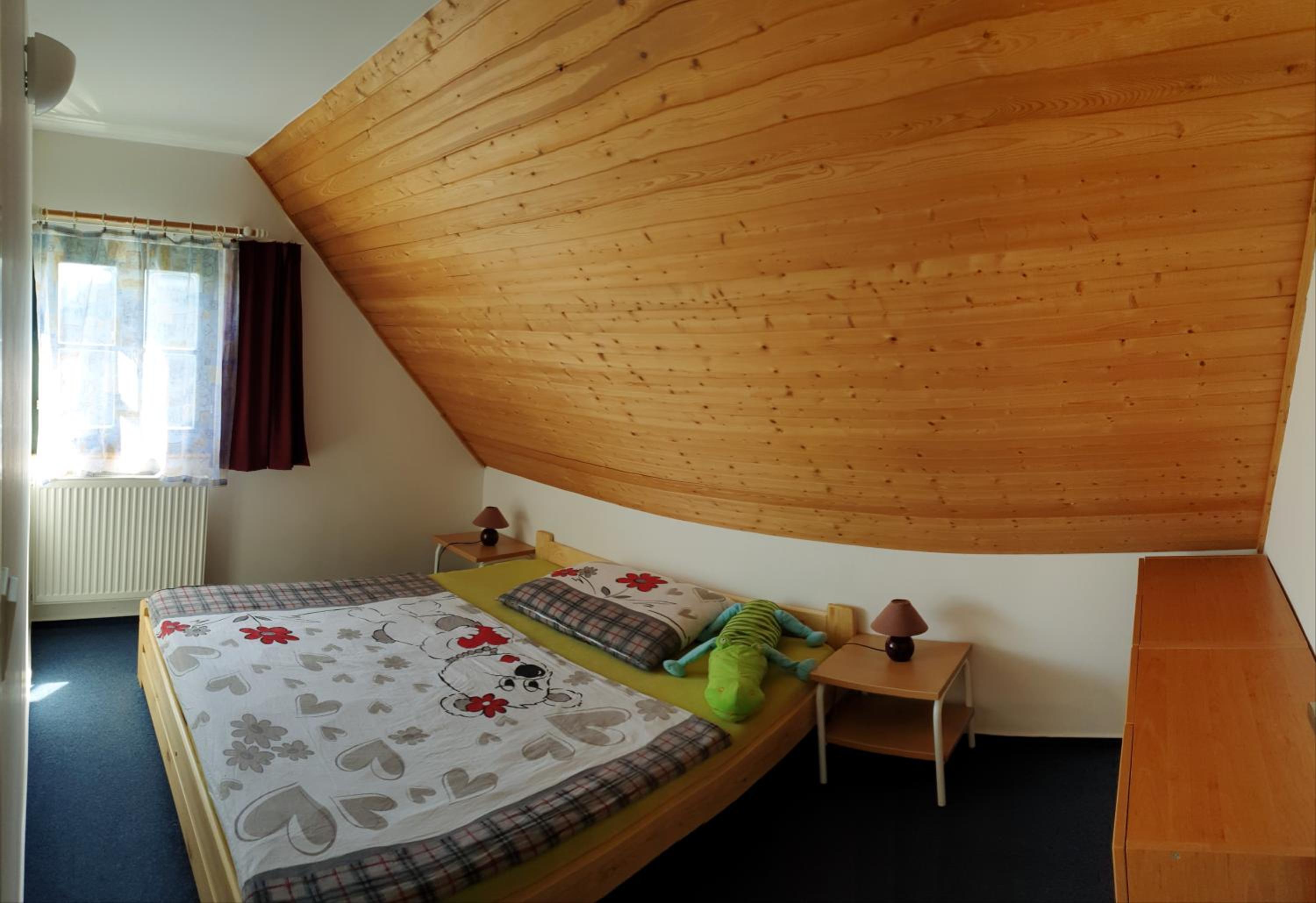Happy Chalet