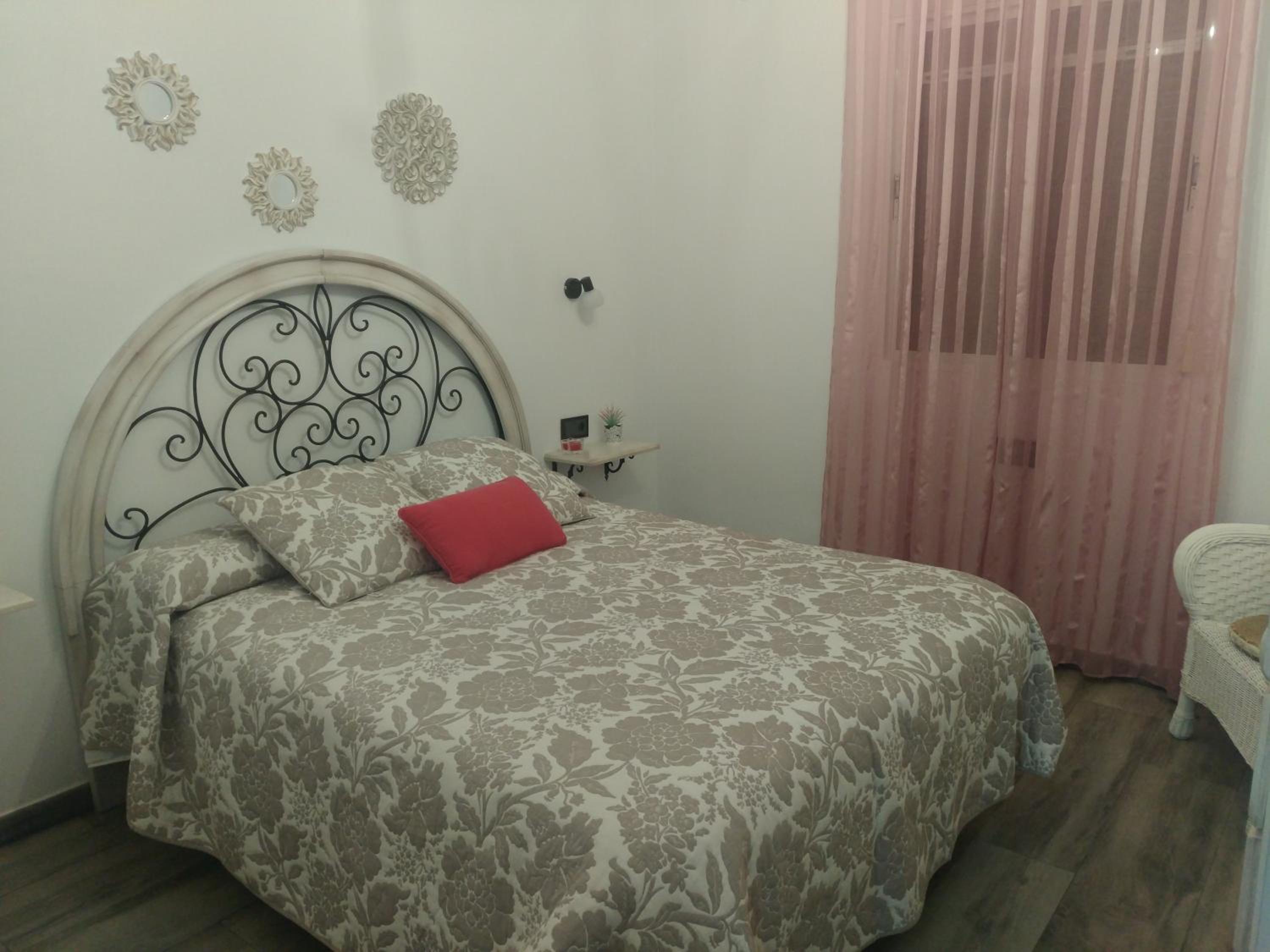 Photo 33