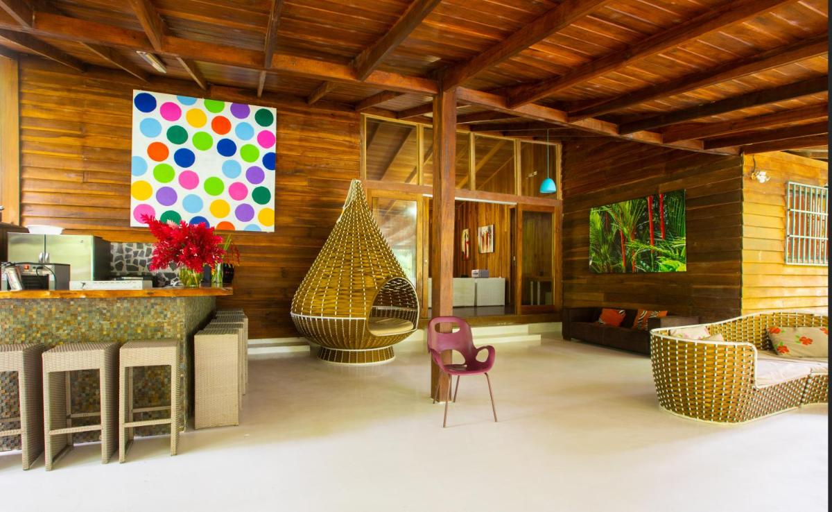Casa Cerise Beachfront
