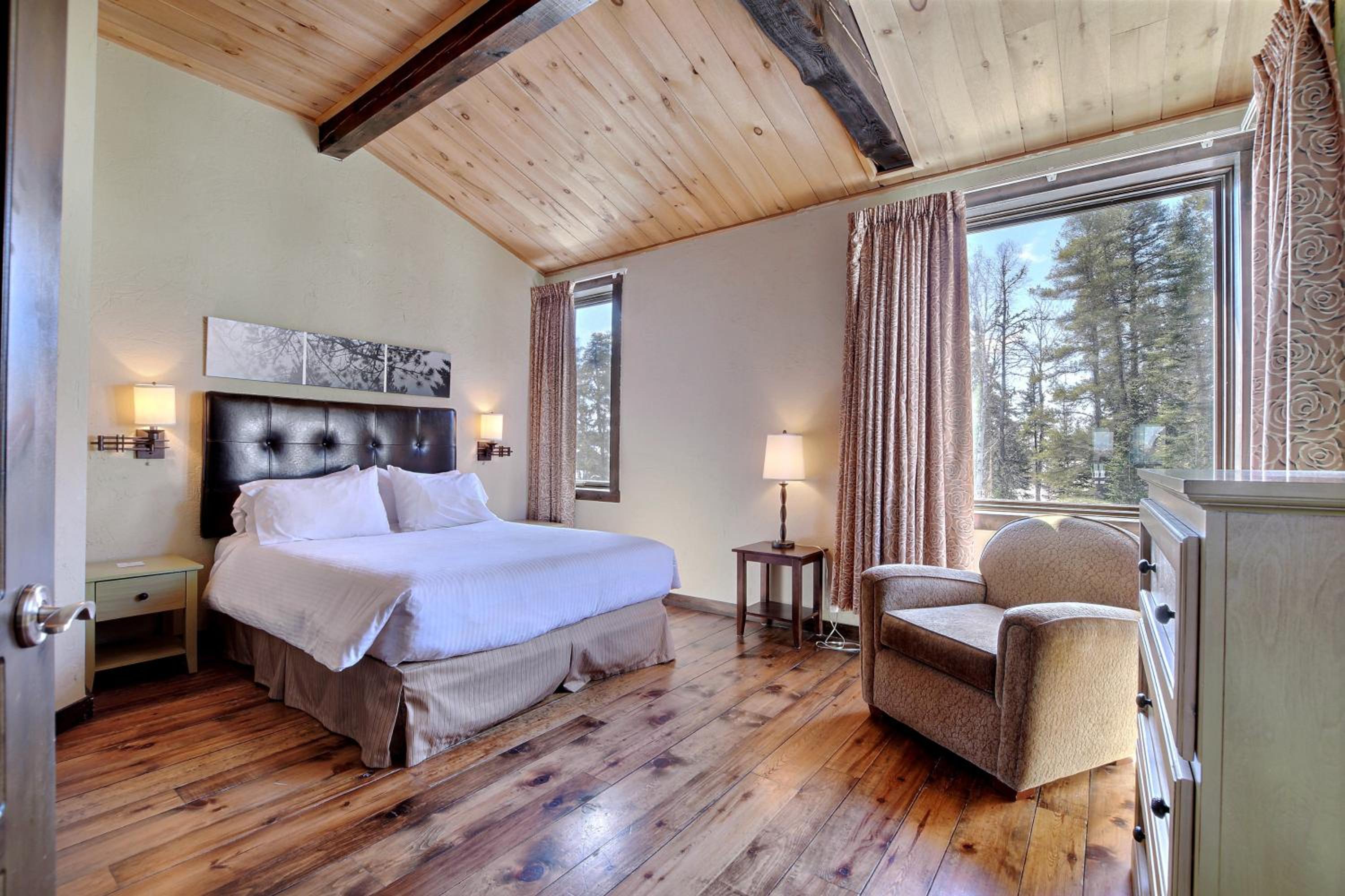 Les Condos Du Lac Taureau- Rooms & Condos