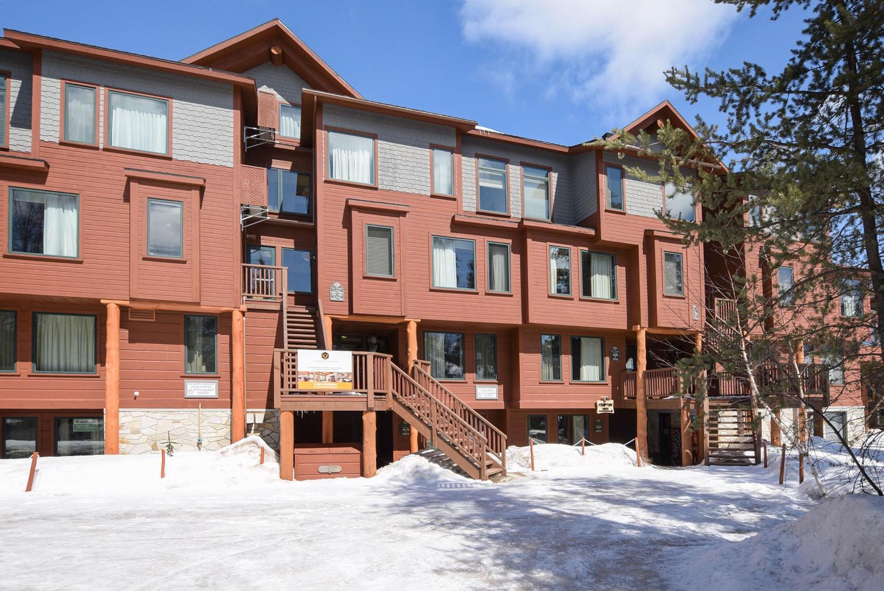 Les Condos Du Lac Taureau- Rooms & Condos