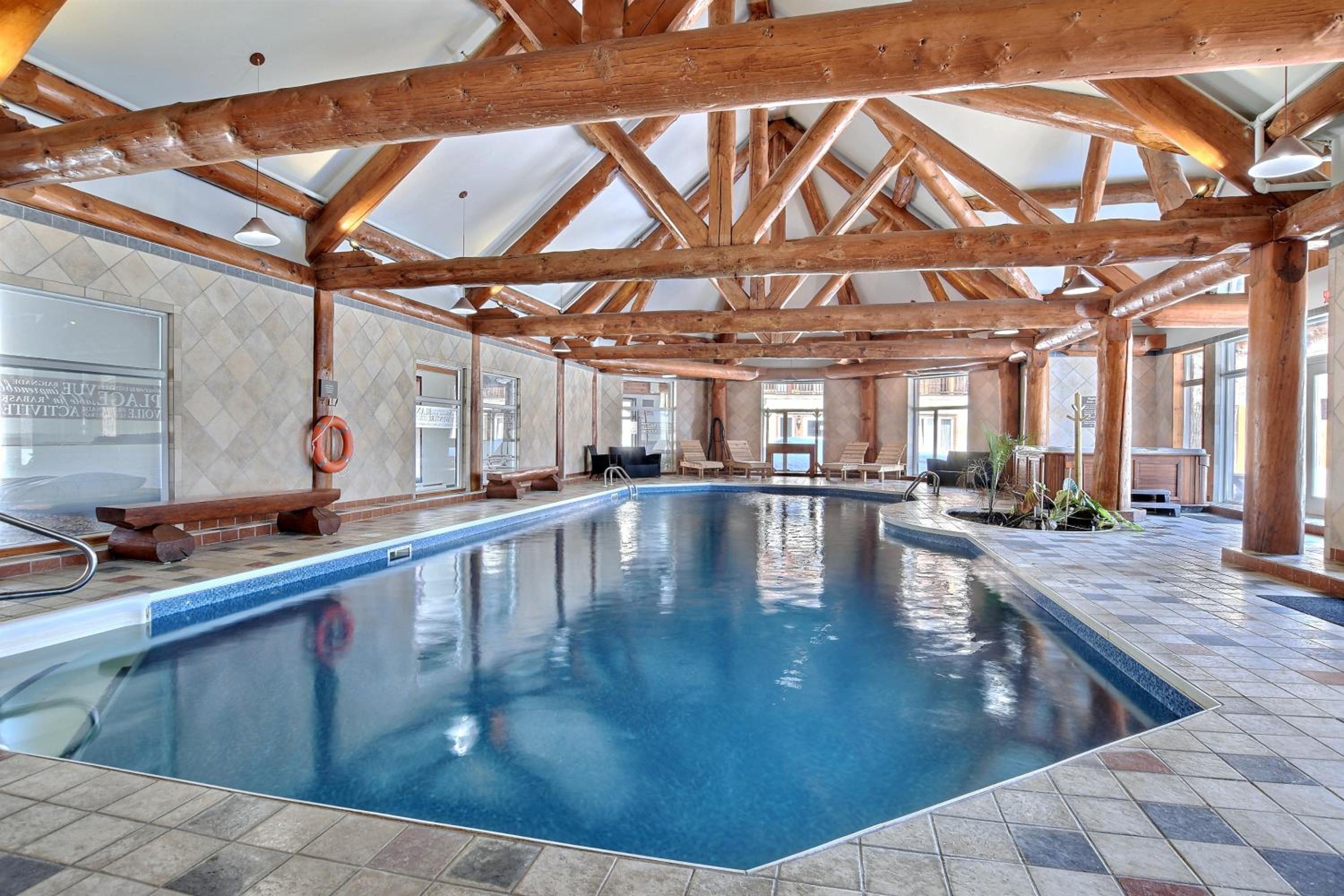 Les Condos Du Lac Taureau- Rooms & Condos