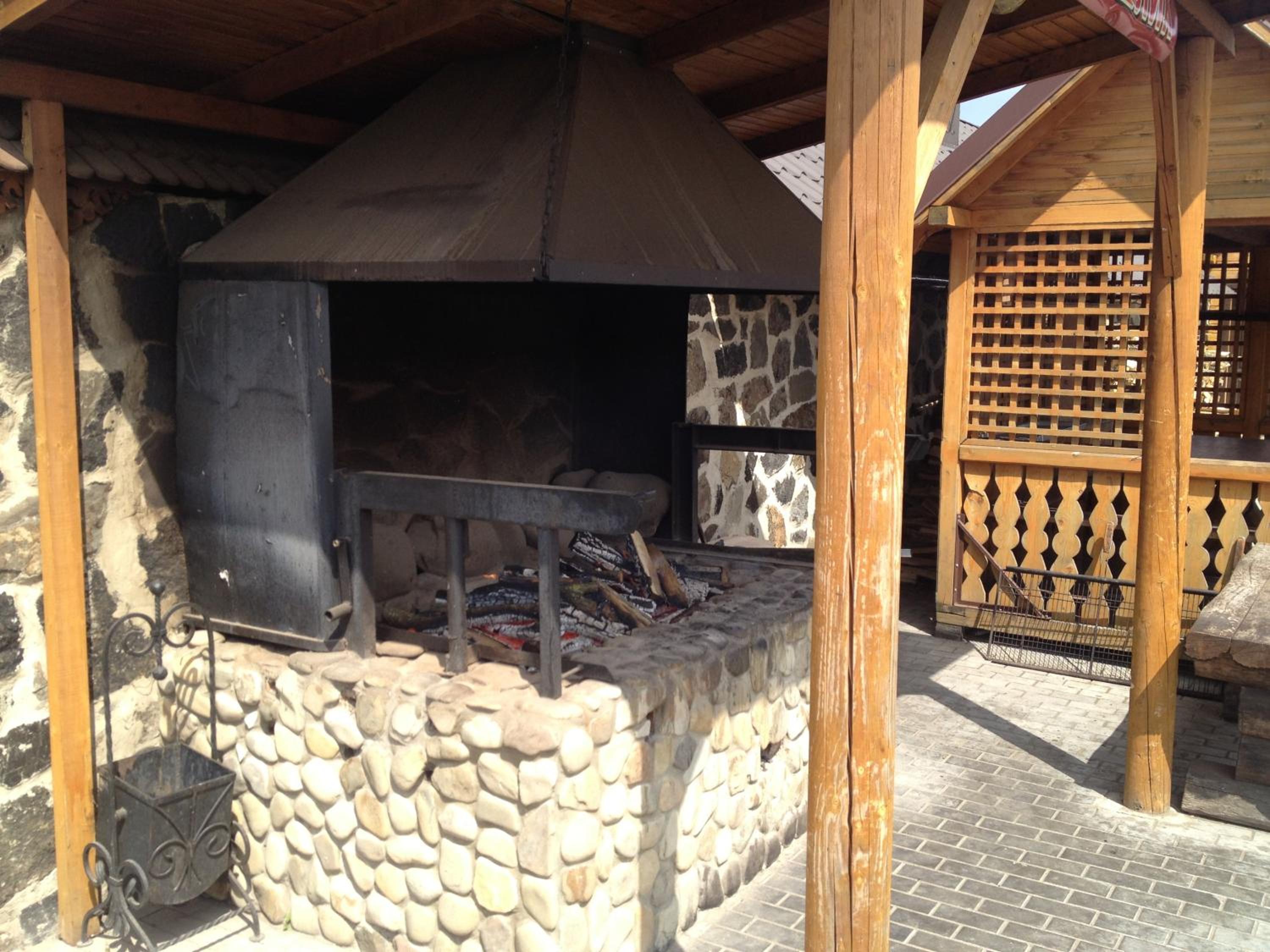 Hotel and restaurant complex Skolmo