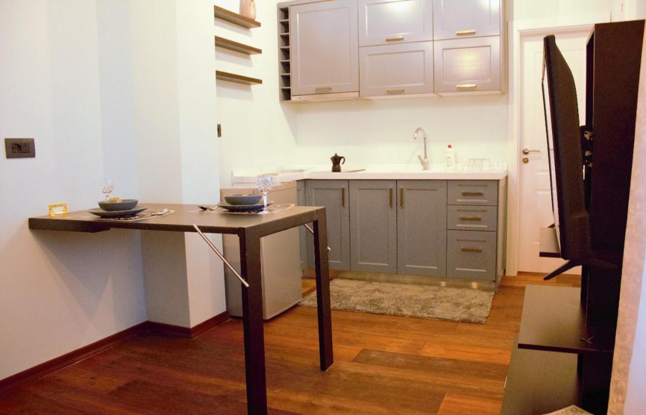 Nikki Apartments