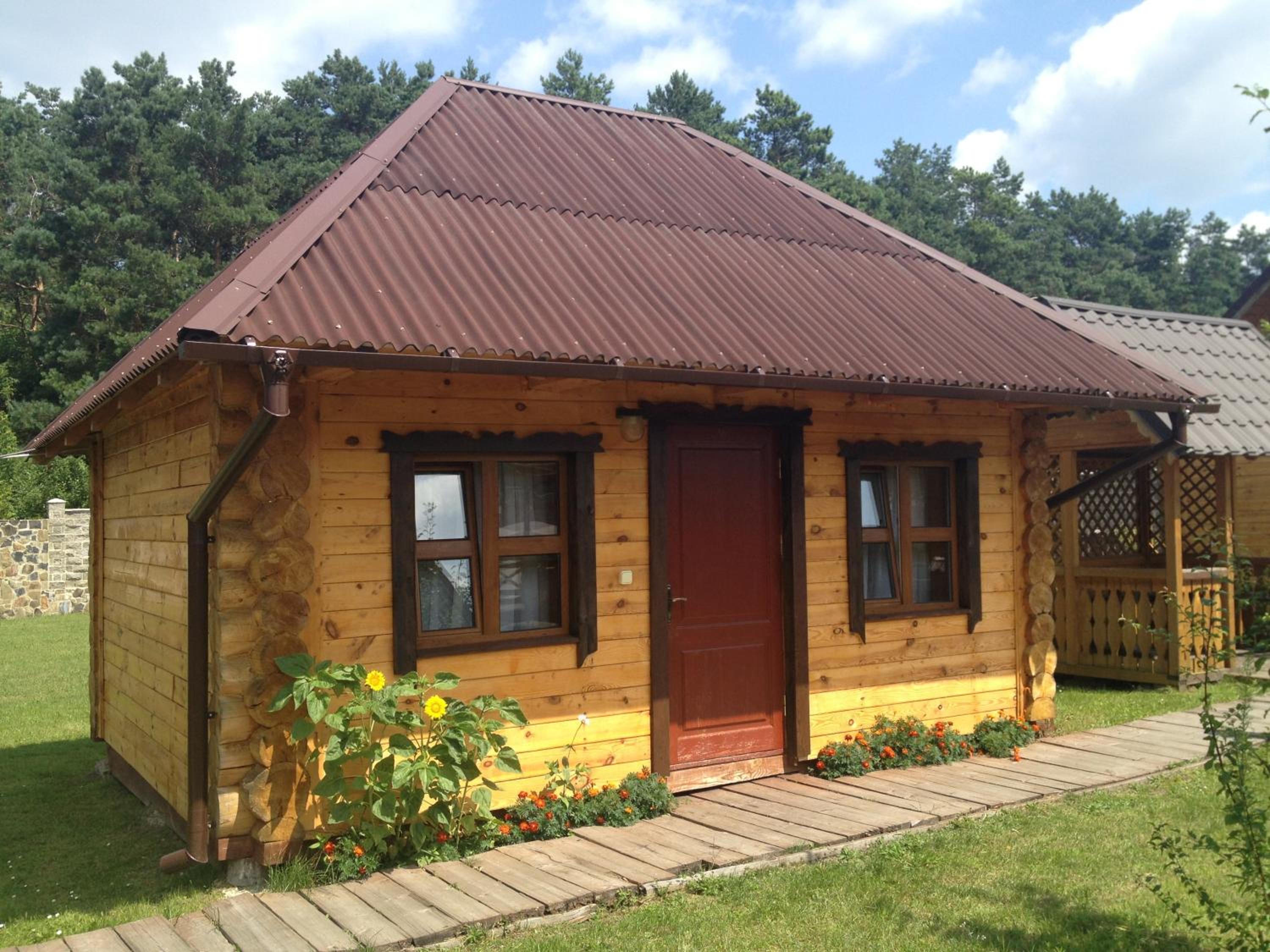 Hotel and restaurant complex Skolmo
