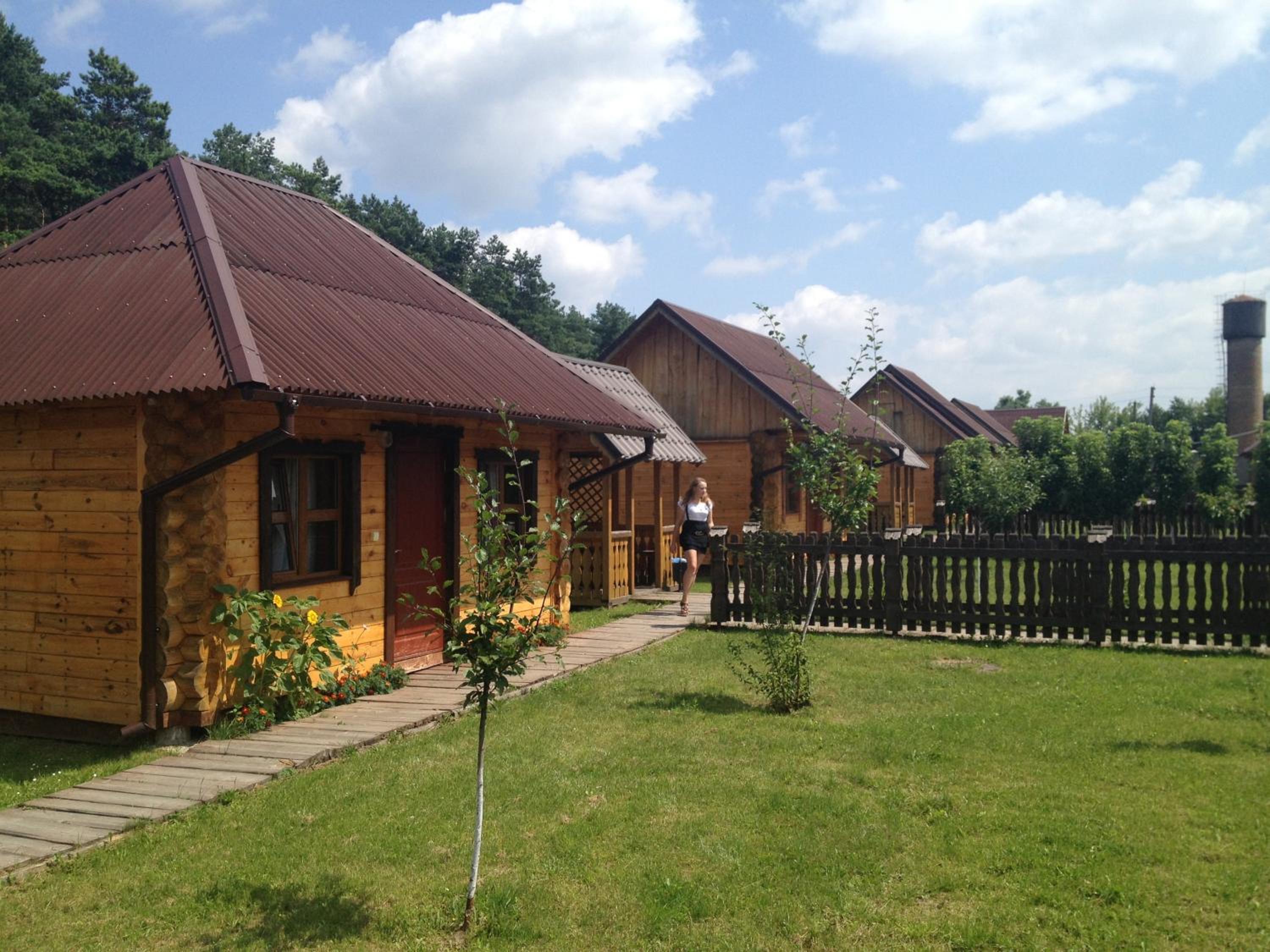 Hotel and restaurant complex Skolmo