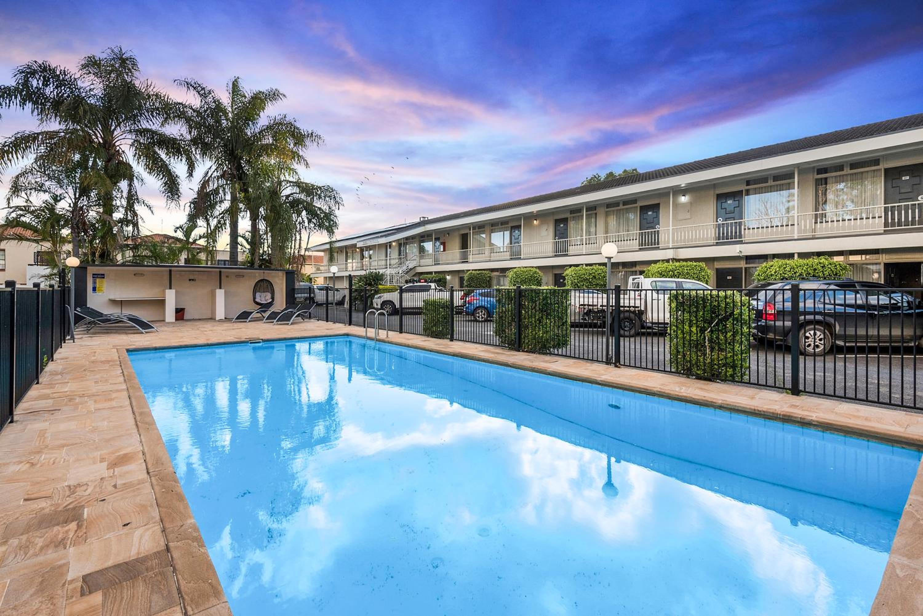 Park Motor Inn