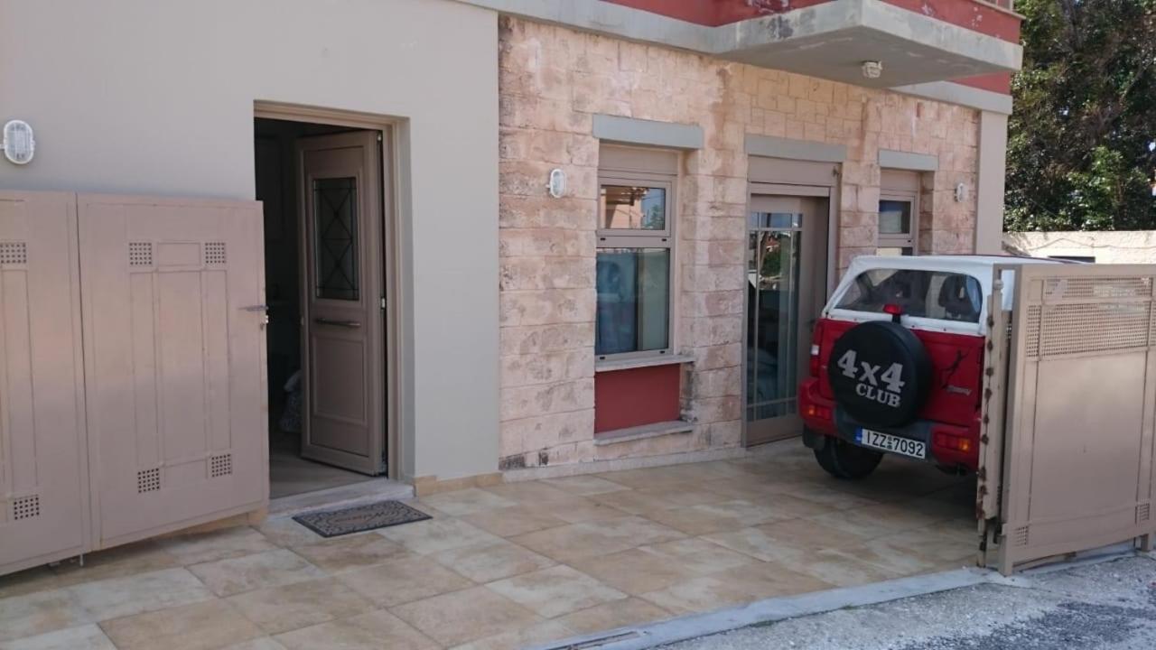 Arapakis apartment 2 view 4