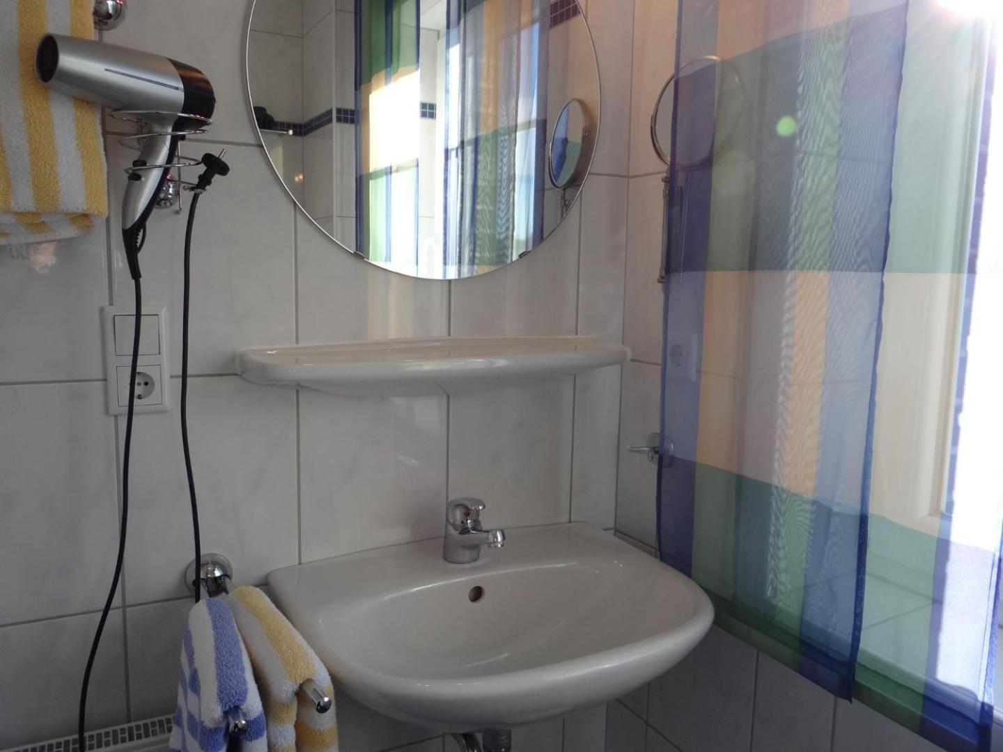 50105 Sonnenwind 5