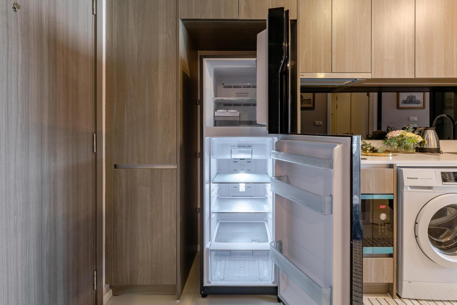 Sukhumvit Asok Modern Suite